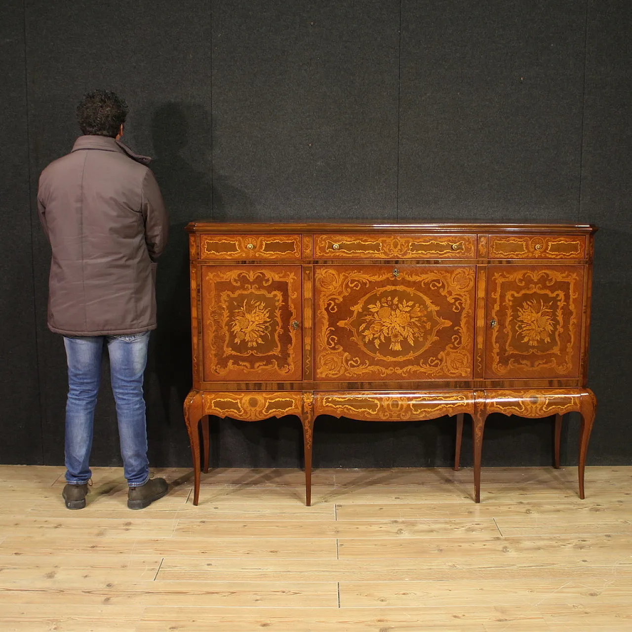 Large inlaid wooden bar cabinet sideboard, 20th century 3