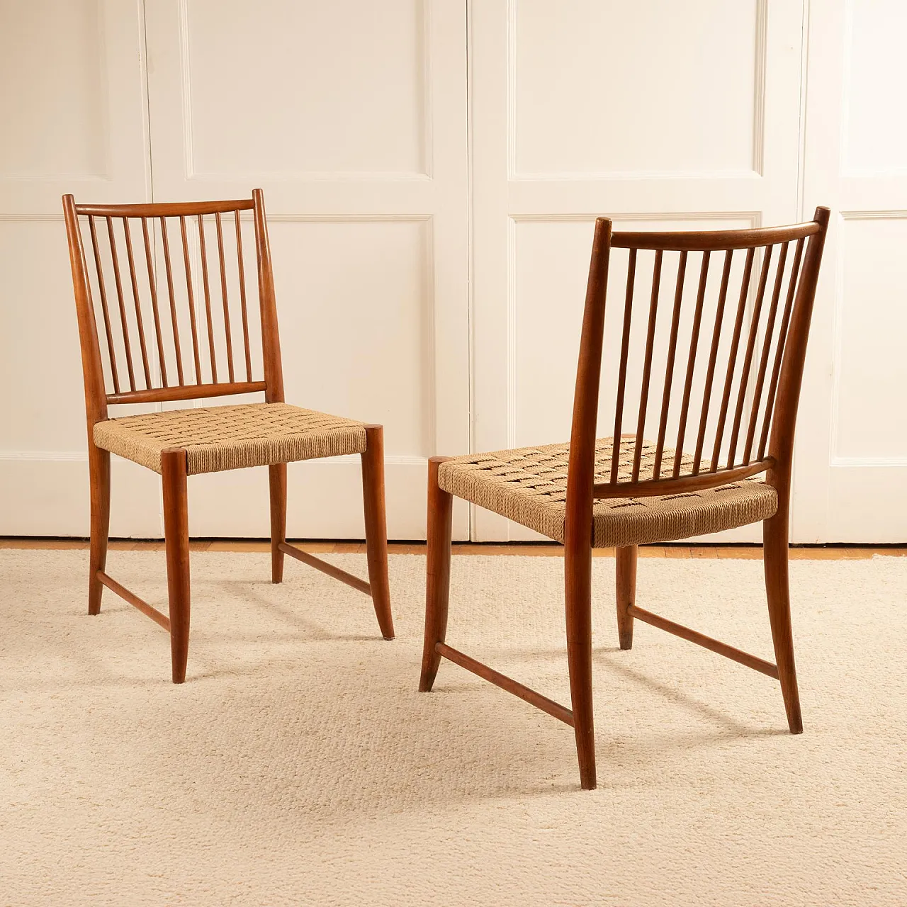 Pair of wooden and rope chairs by Paolo Buffa, 1950s 4