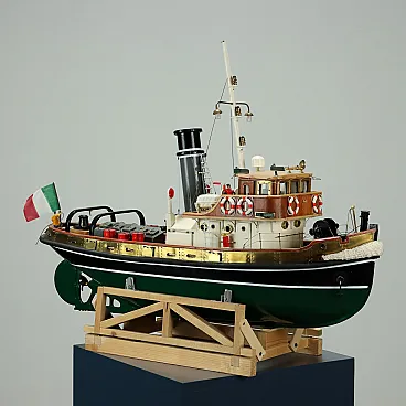 Ship In scale model tug vessel wood, 20th century