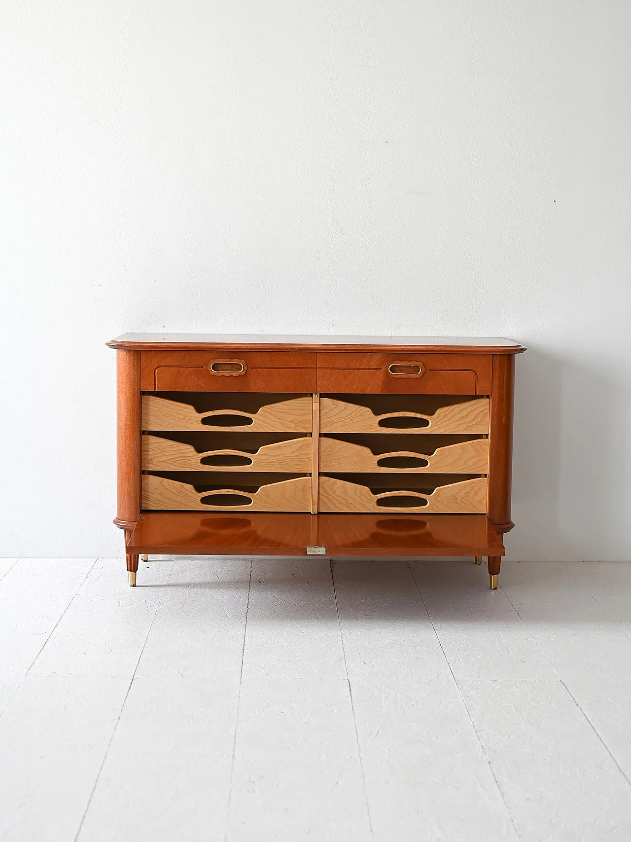 Scandinavian Decò dresser 3