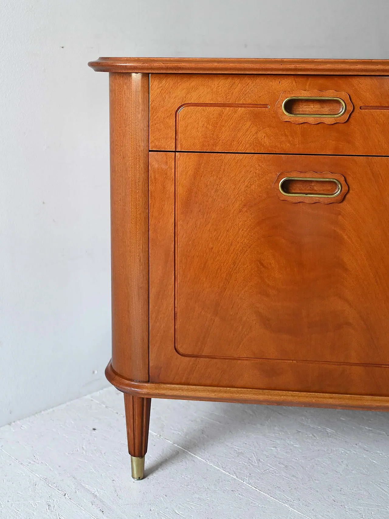 Scandinavian Decò dresser 9