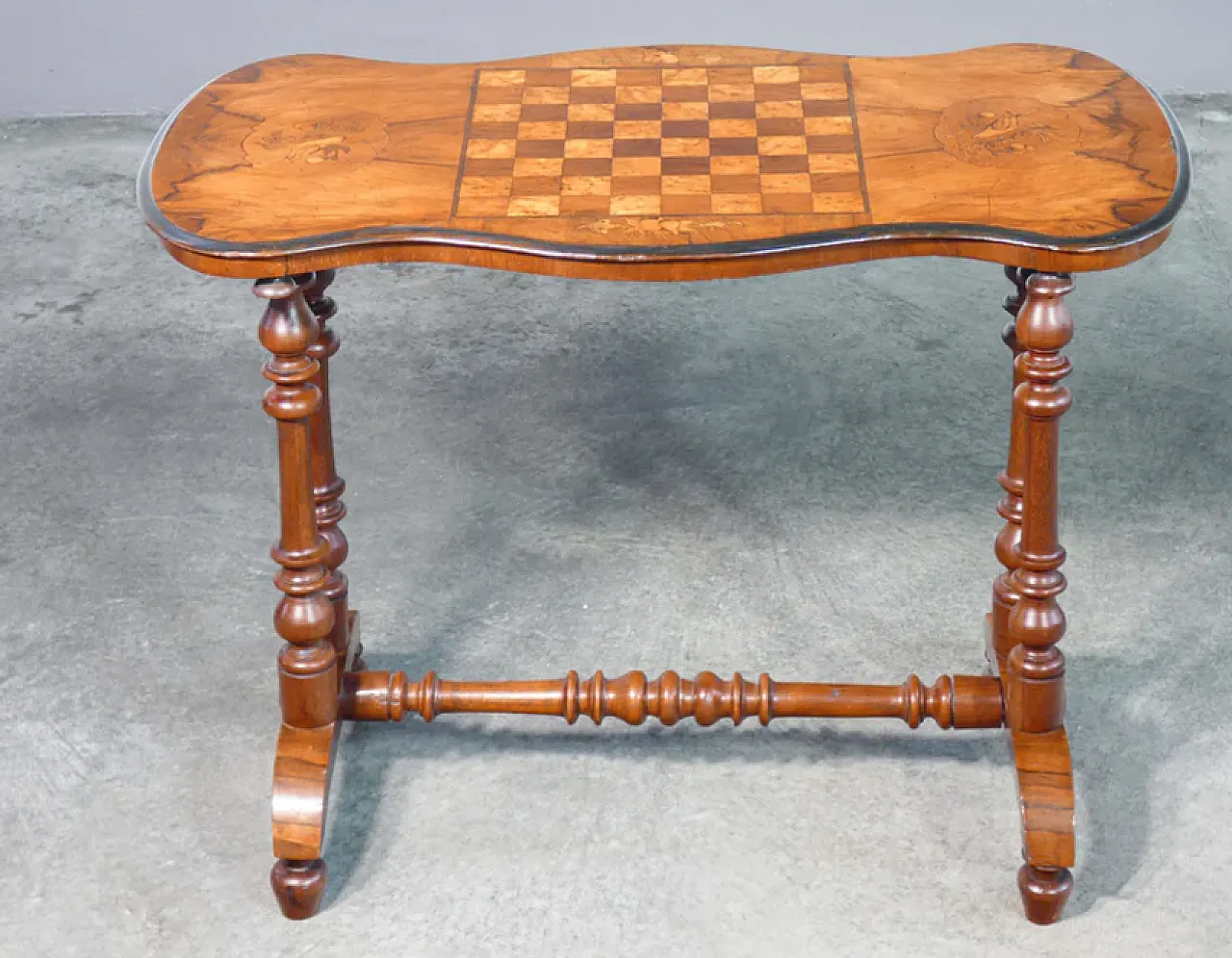 Walnut game table with chessboard, 19th century 2