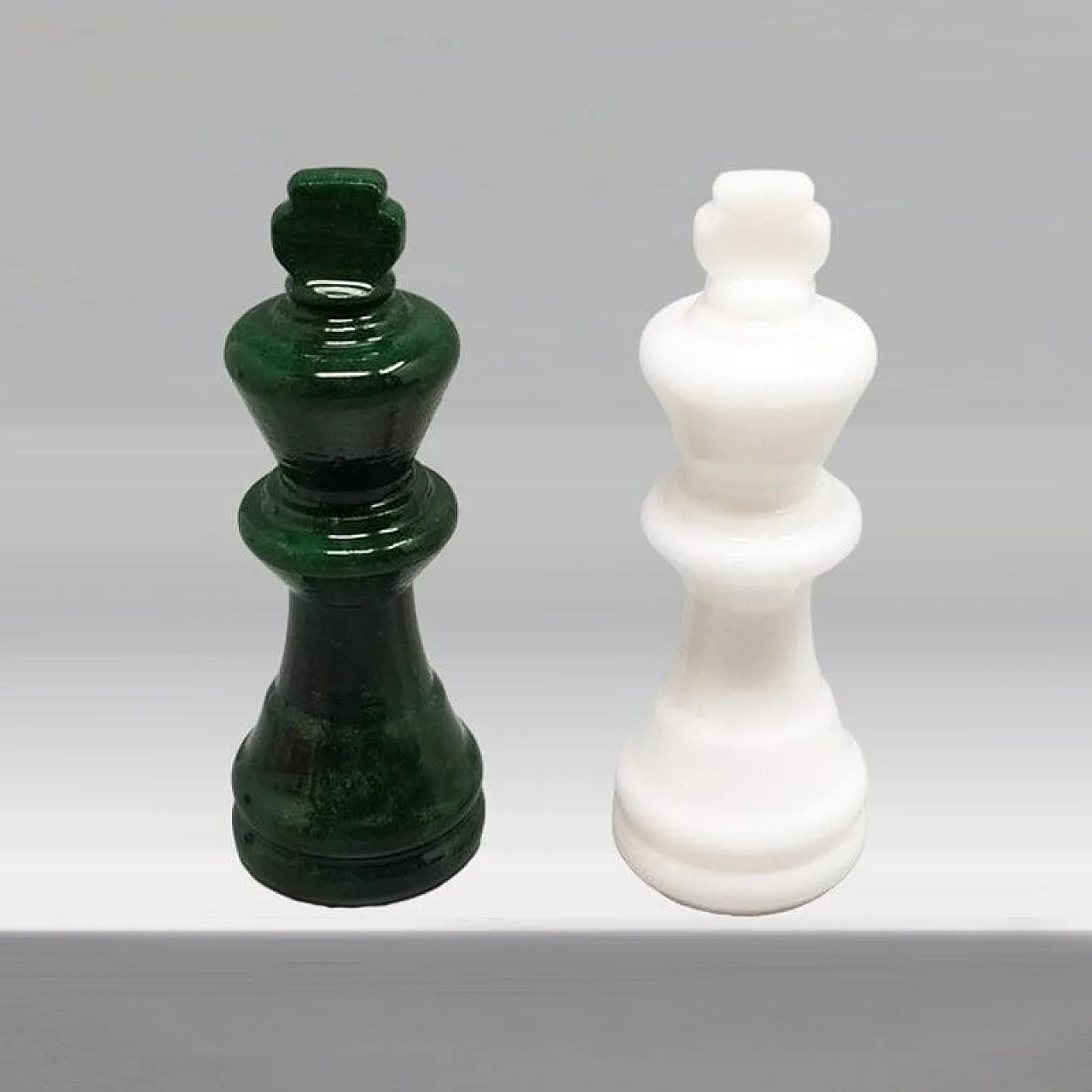 Chess set in Volterra alabaster handmade, 70s 6