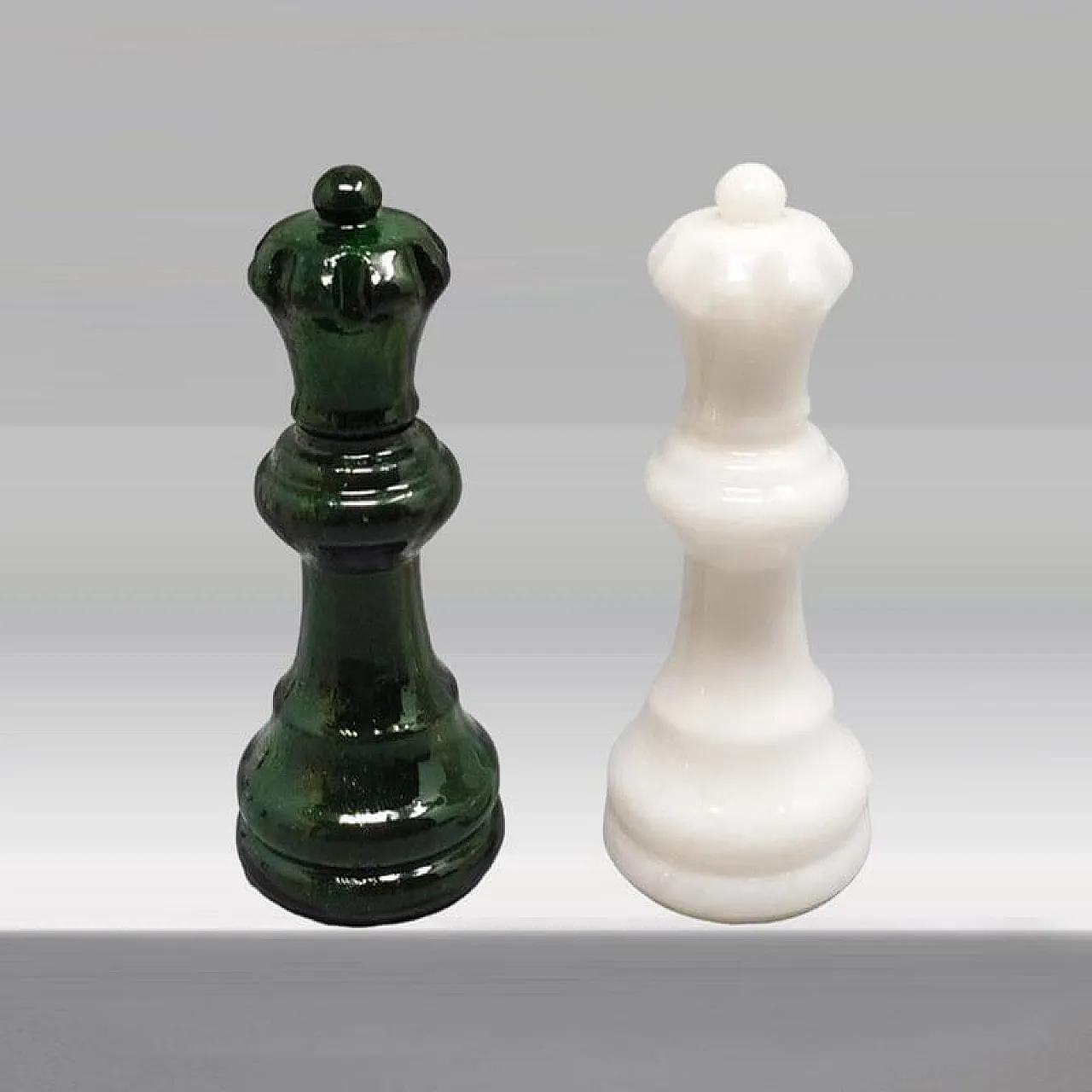 Chess set in Volterra alabaster handmade, 70s 7