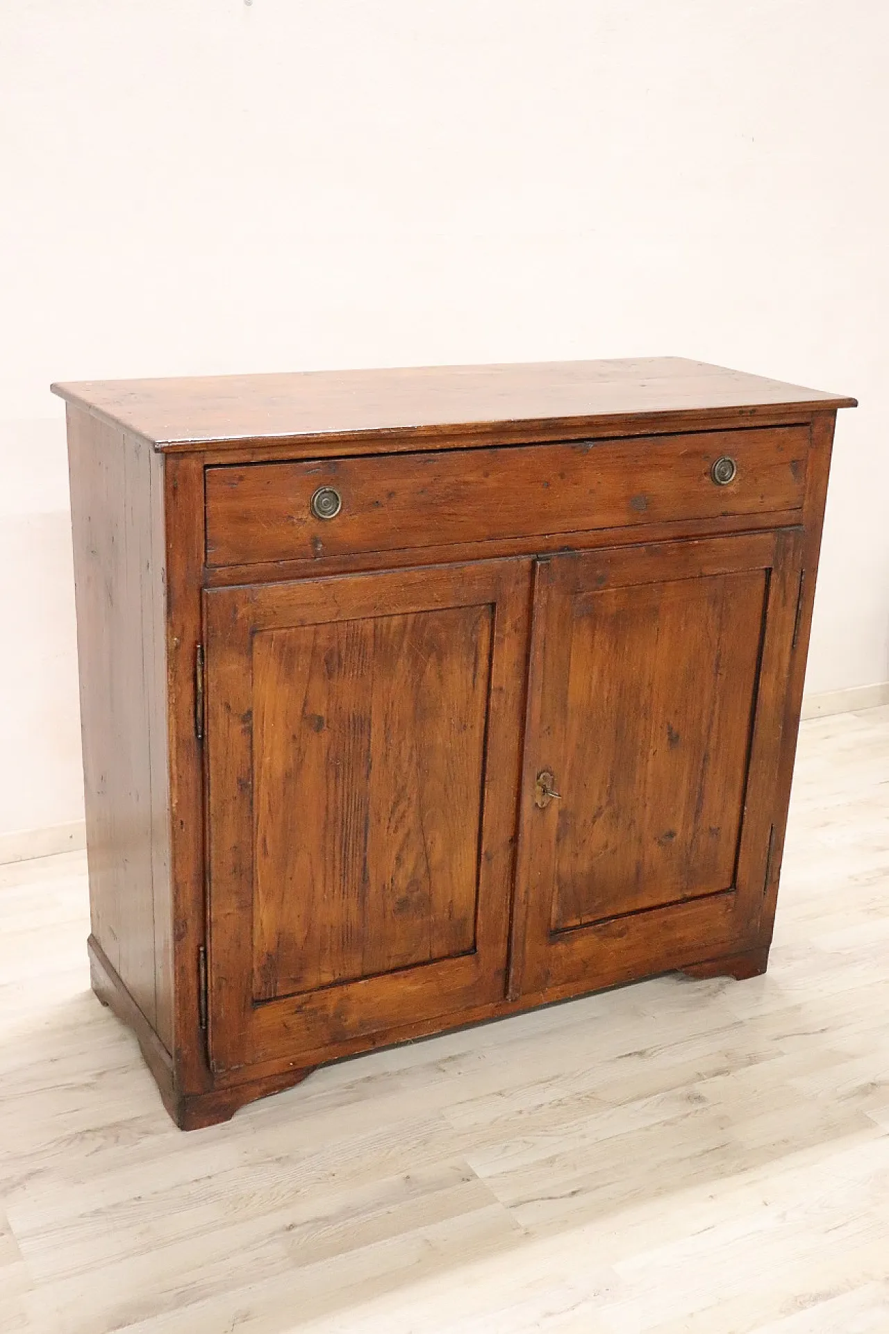 Rustic fir sideboard with 2 doors, 1900s 2