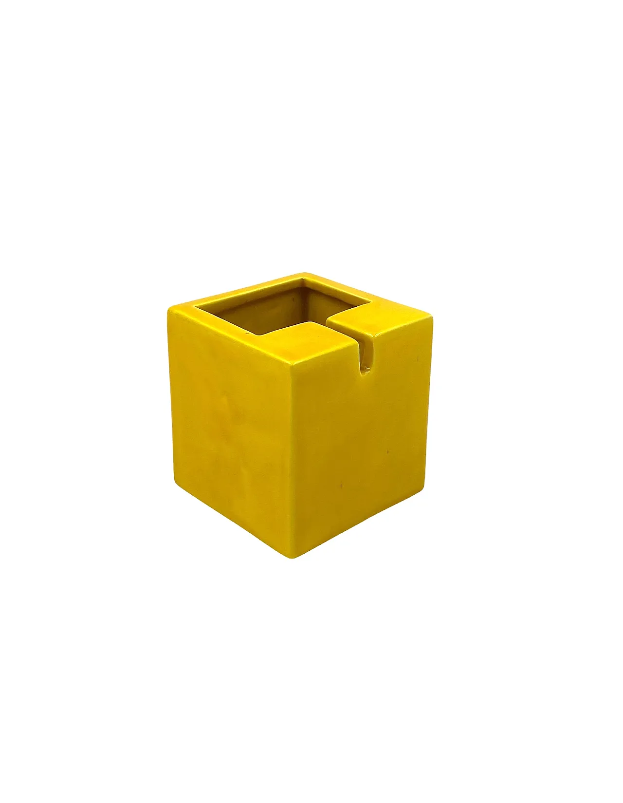 Space age yellow cubic ceramic ashtray, Sicart Italy 1970s 1