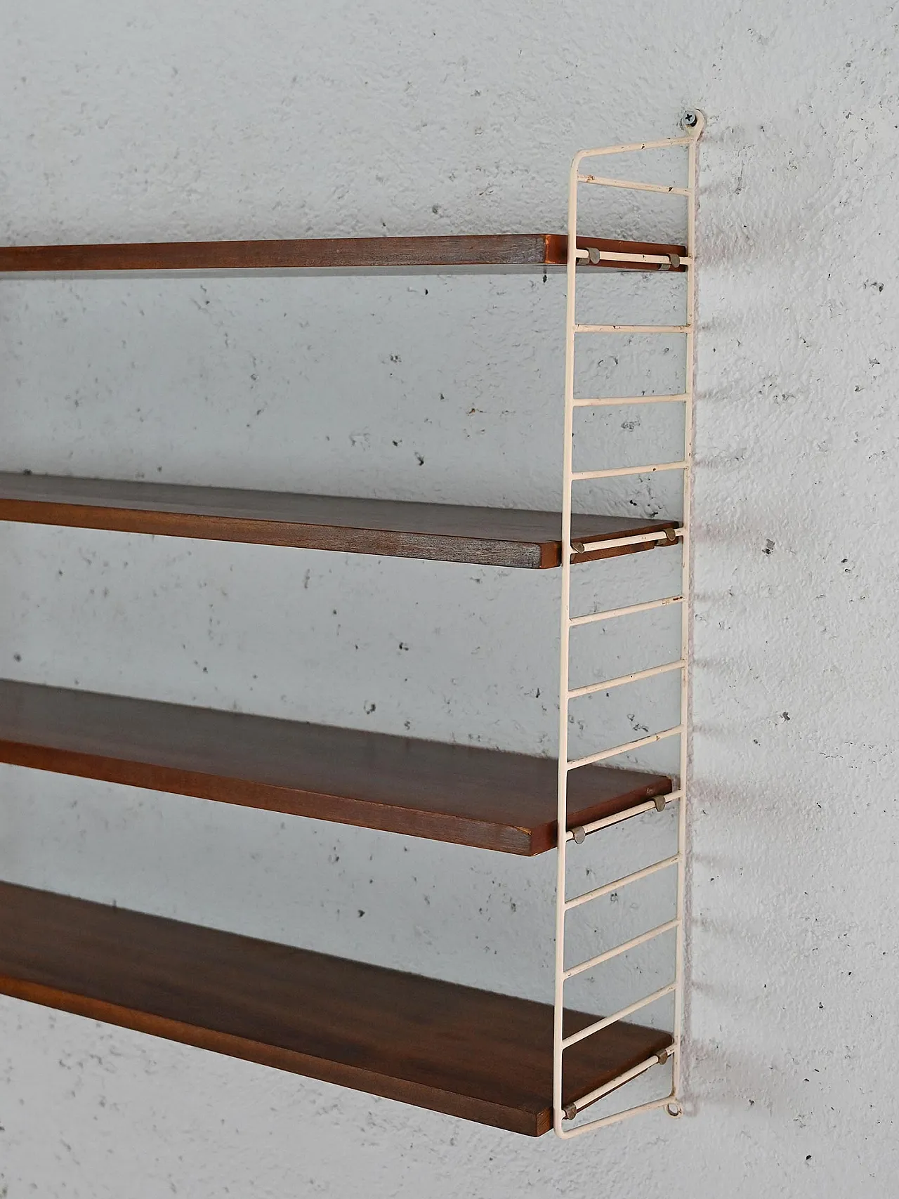 Wall shelving, 60s 3