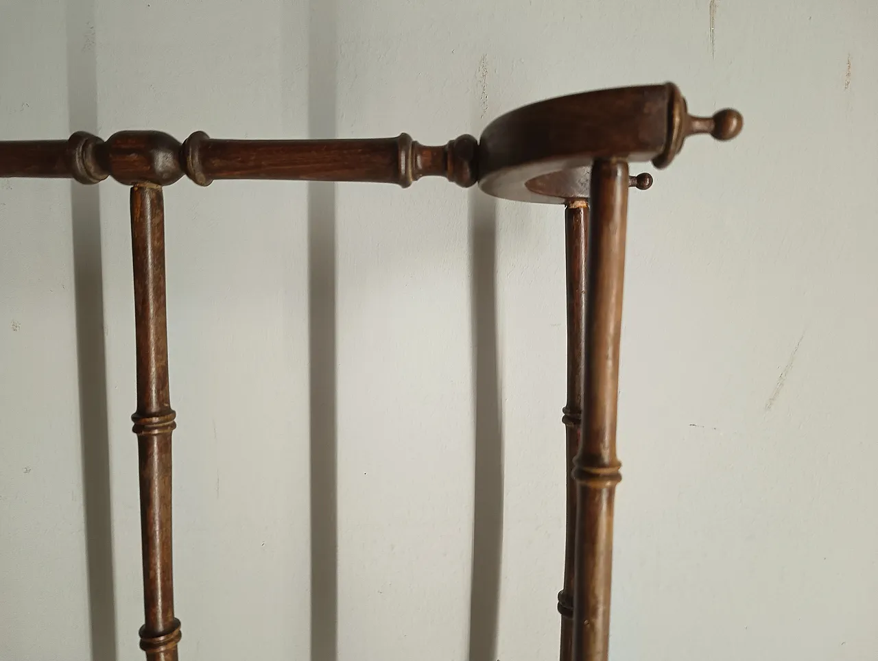 Antique walnut bamboo shaped towels holder, 19th century 2