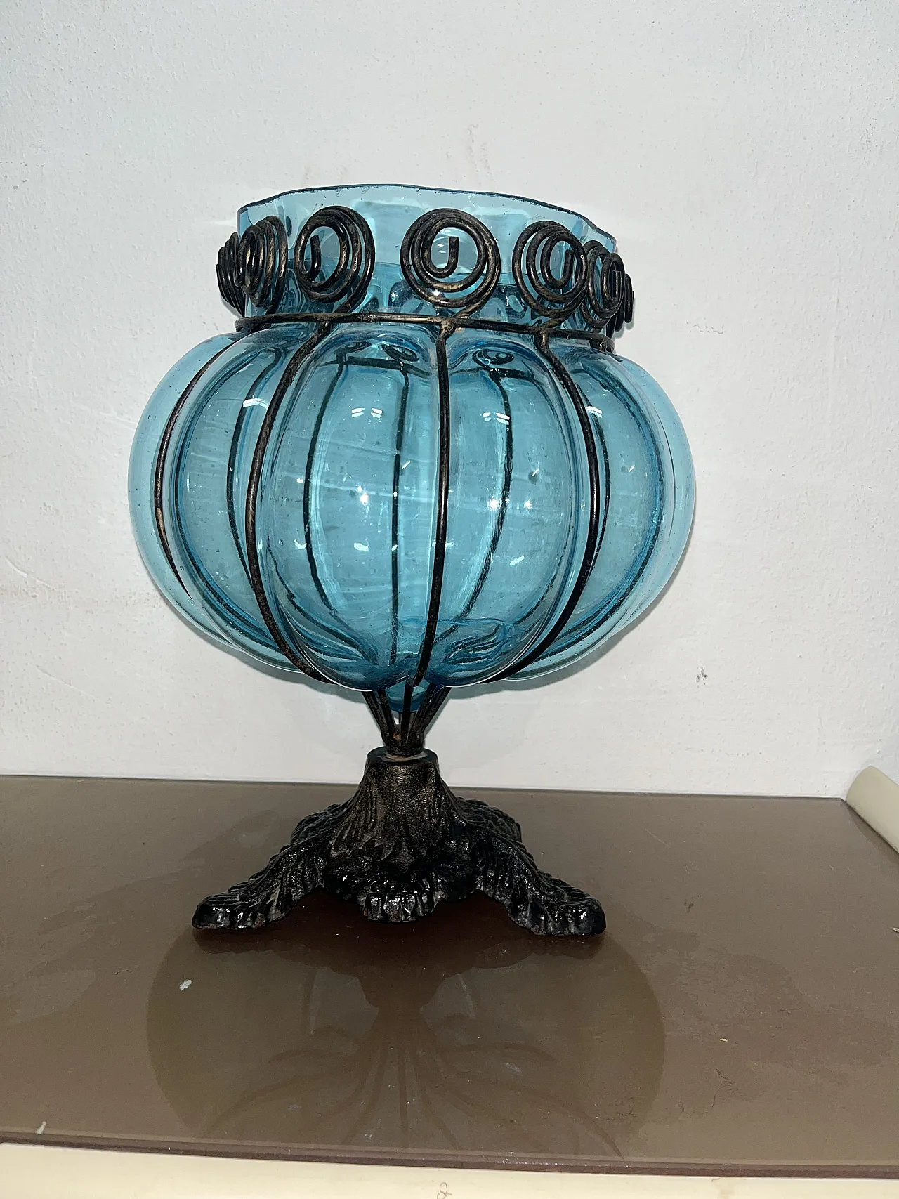 Glass vase blu, 60s 1