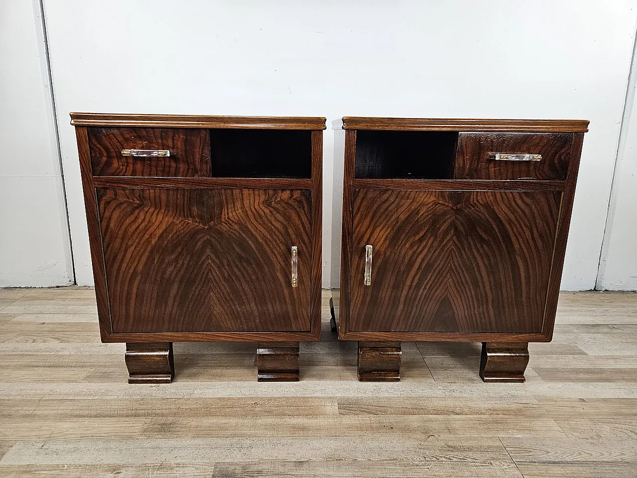 Pair of Art Deco Venetian bedside tables, 1940s 1