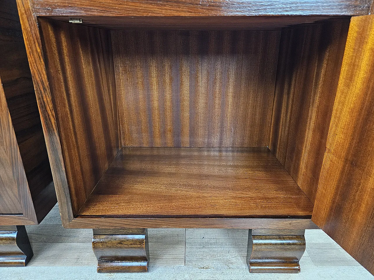 Pair of Art Deco Venetian bedside tables, 1940s 22