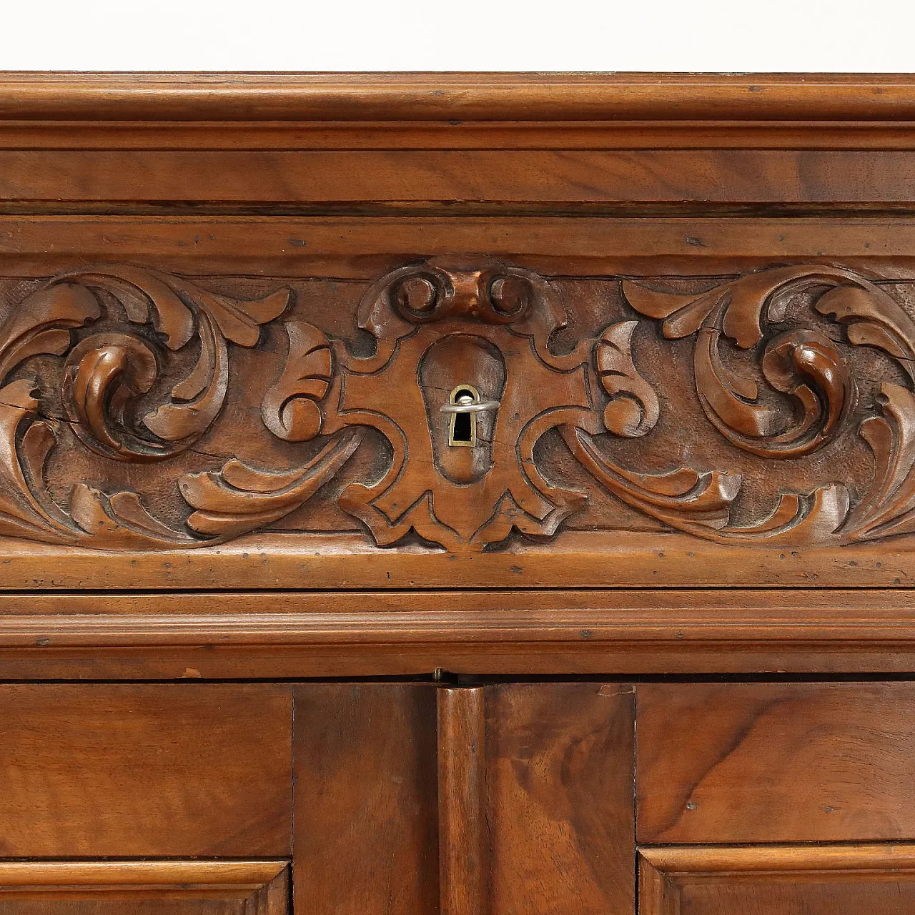 Neo-Renaissance walnut sideboard, 19th century 6