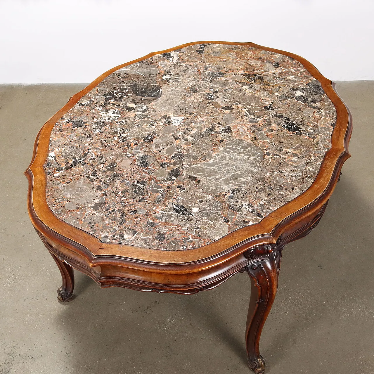 Baroque-style walnut table with marble top, 20th century 3