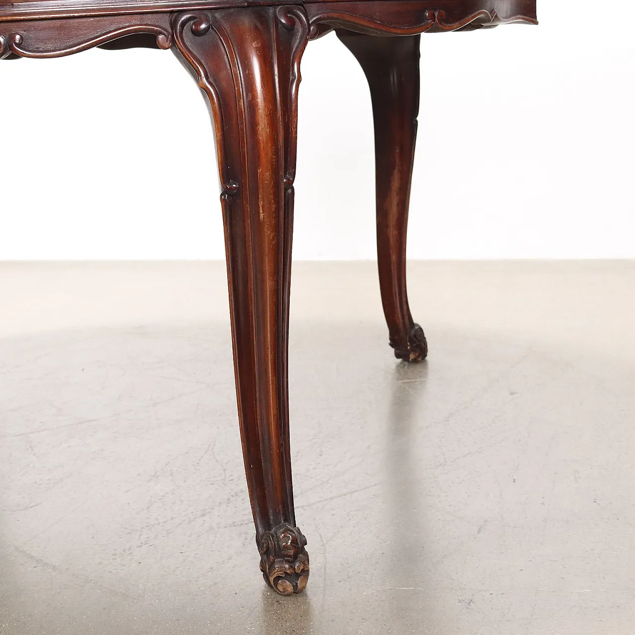 Baroque-style walnut table with marble top, 20th century 6