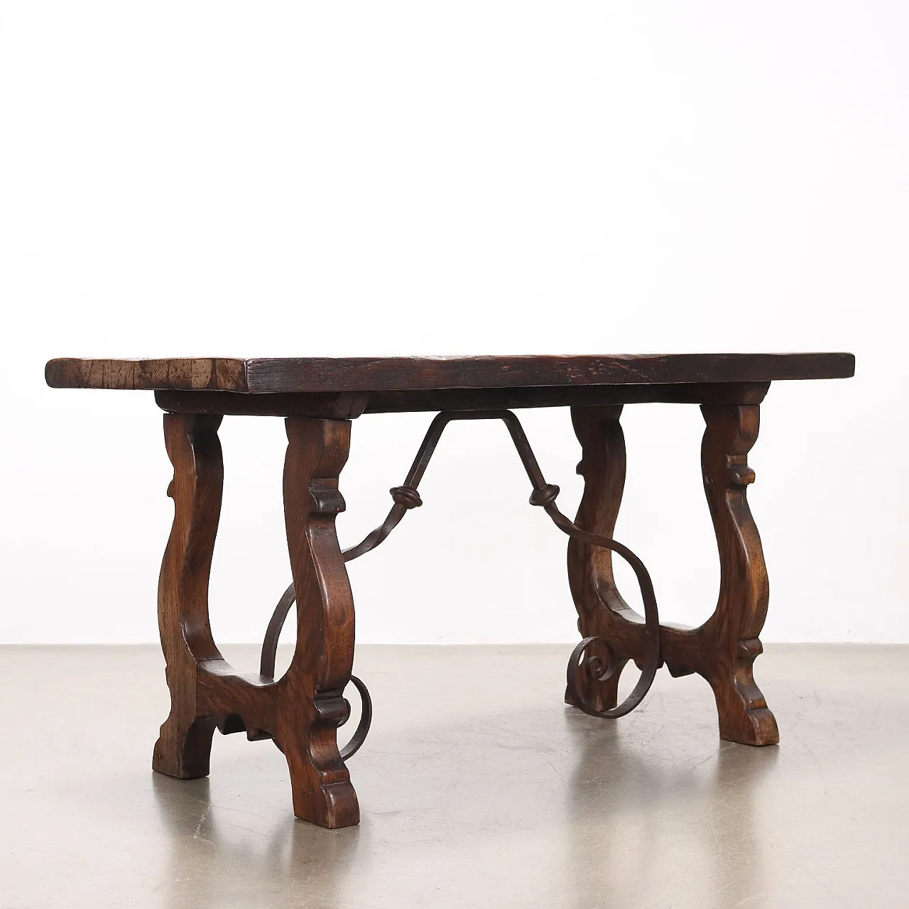 Renaissance-style chestnut table, mid-19th century 8