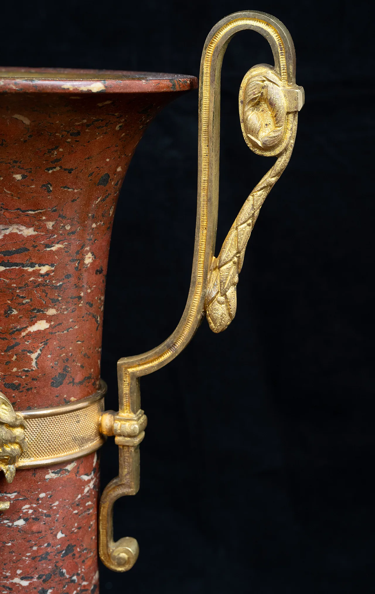 French Napoleon III centerpiece in marble and bronze, 19th century 3