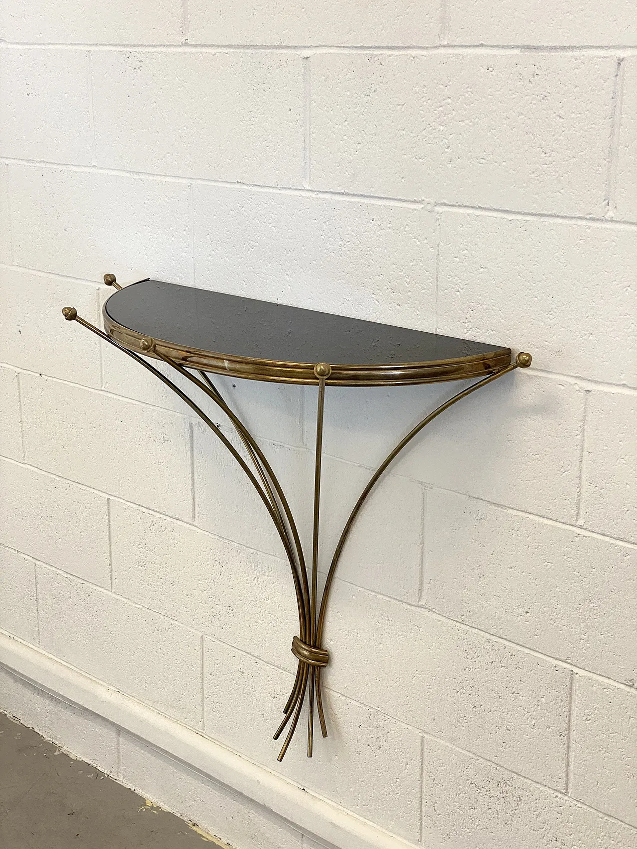 Half-moon brass console from the 1950s 8