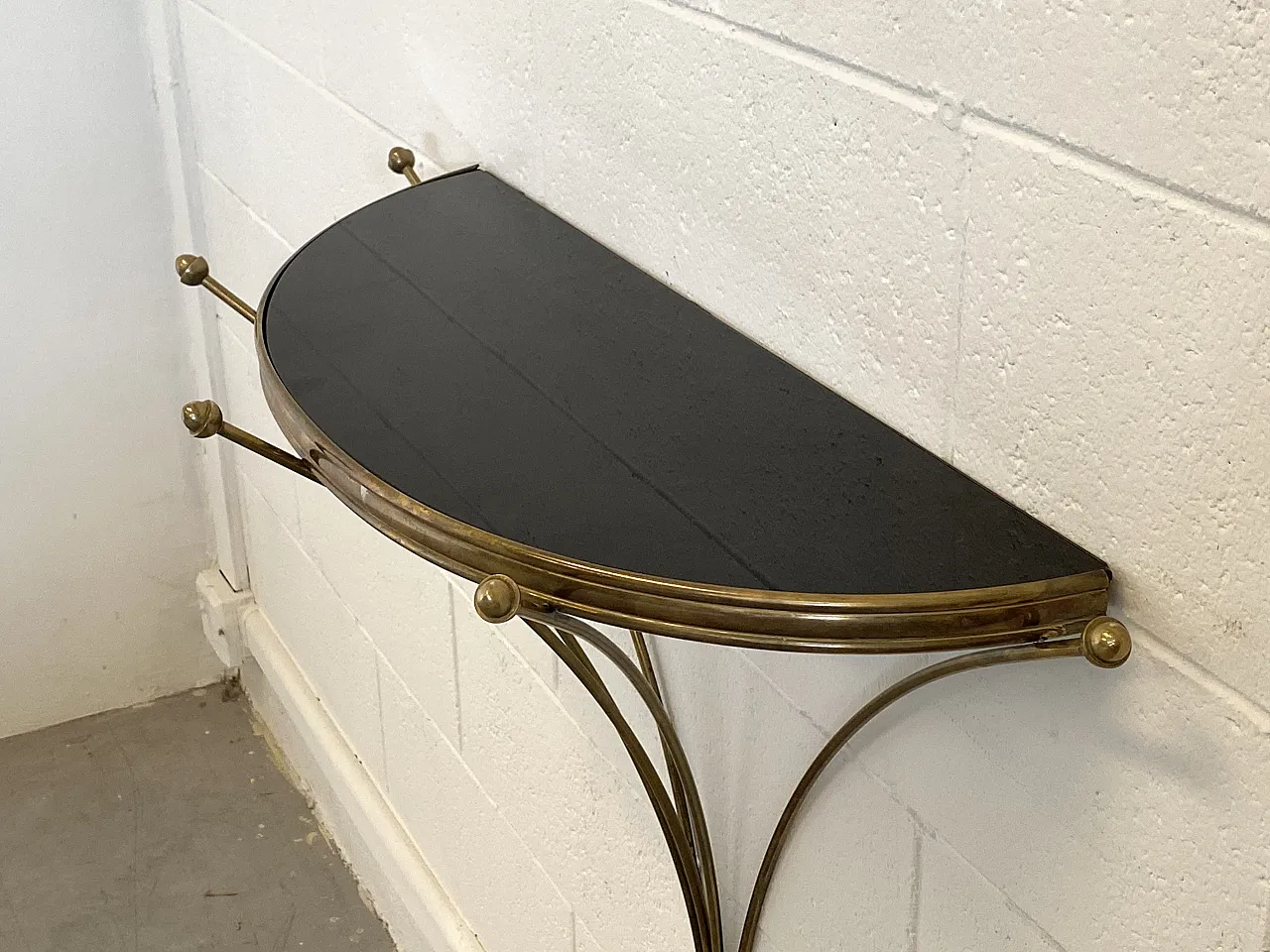 Half-moon brass console from the 1950s 11