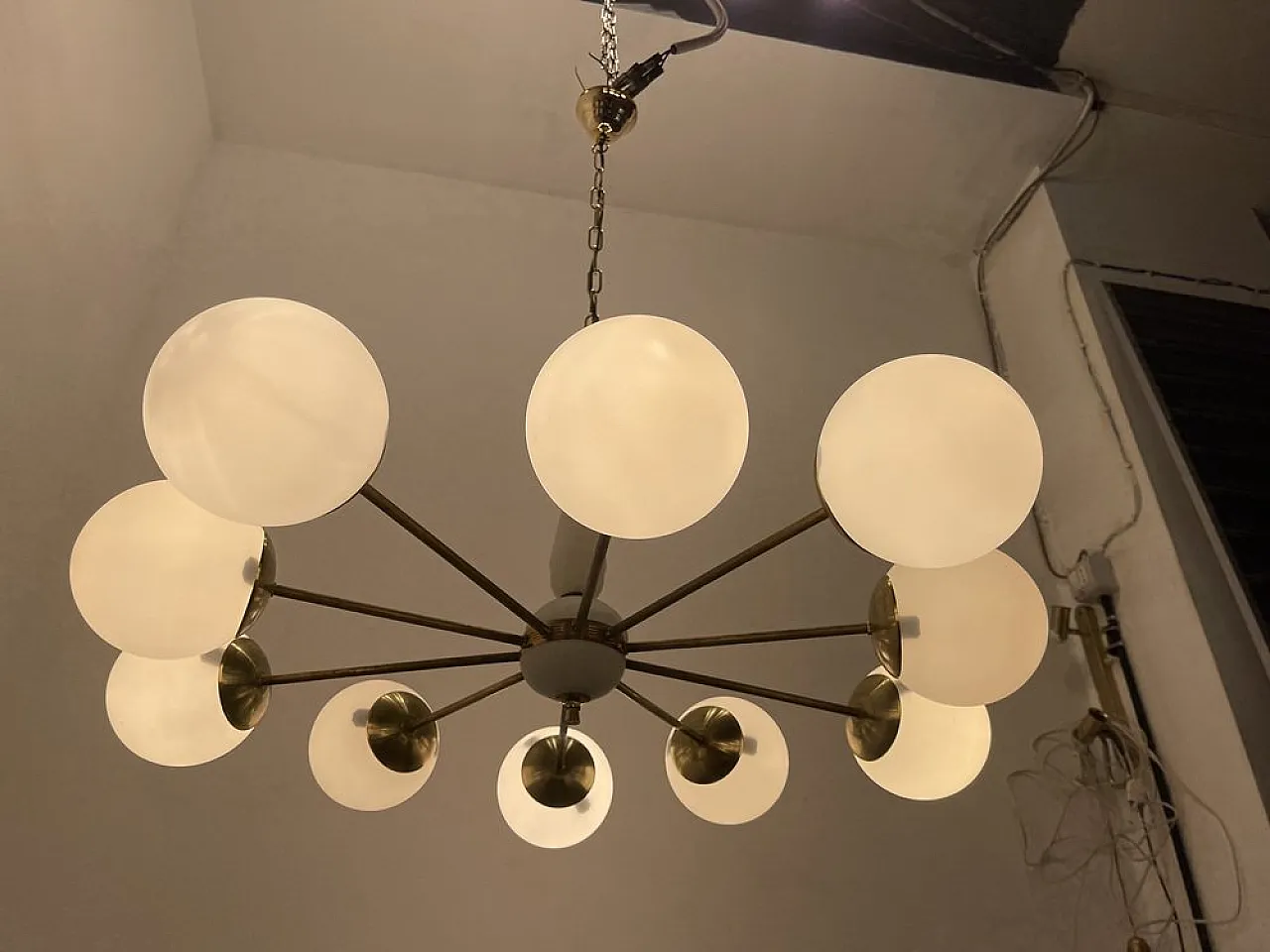 Sputnik 10-Light Chandelier in Opaline Glass and Brass, 1960s 12