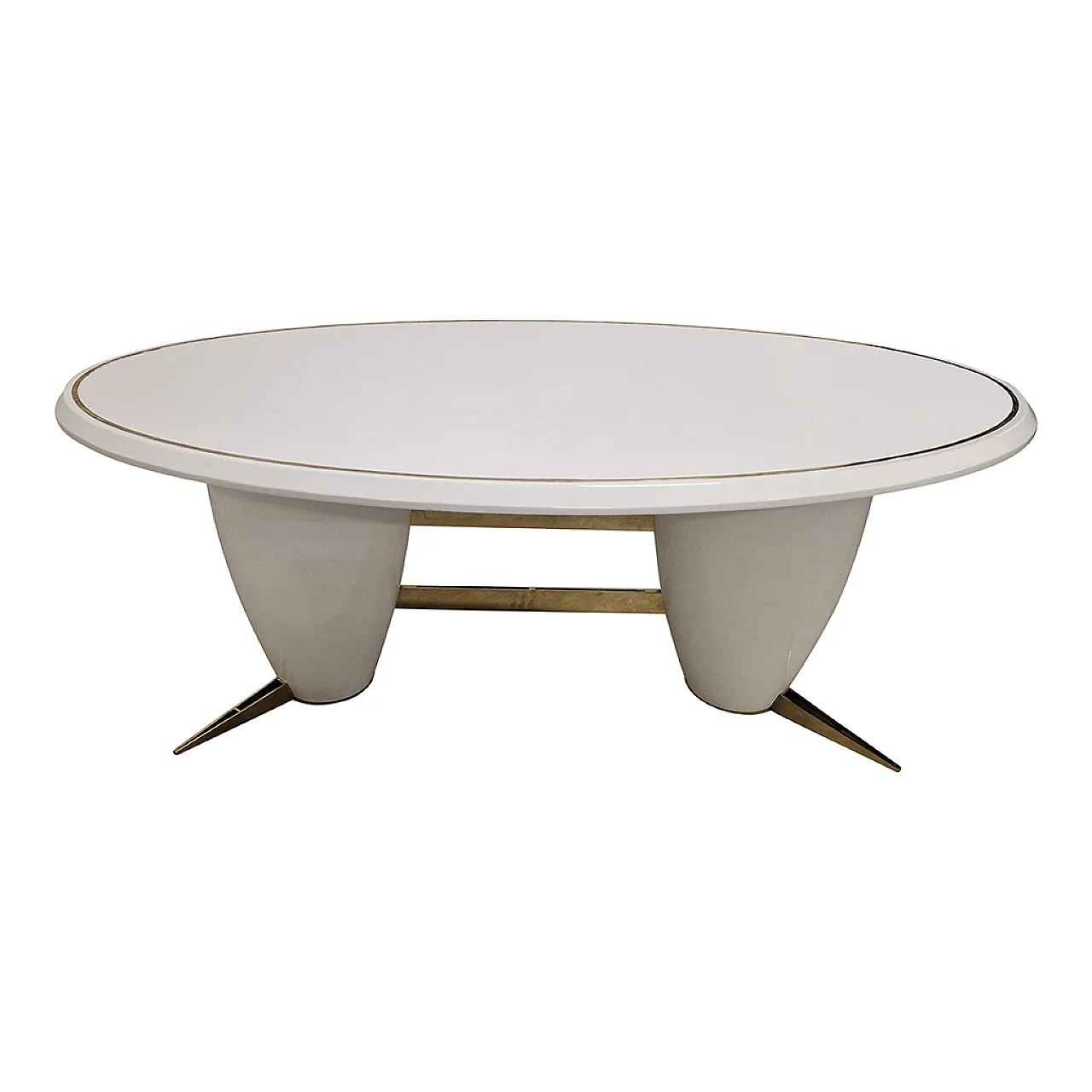 Oval table in white lacquered wood 2