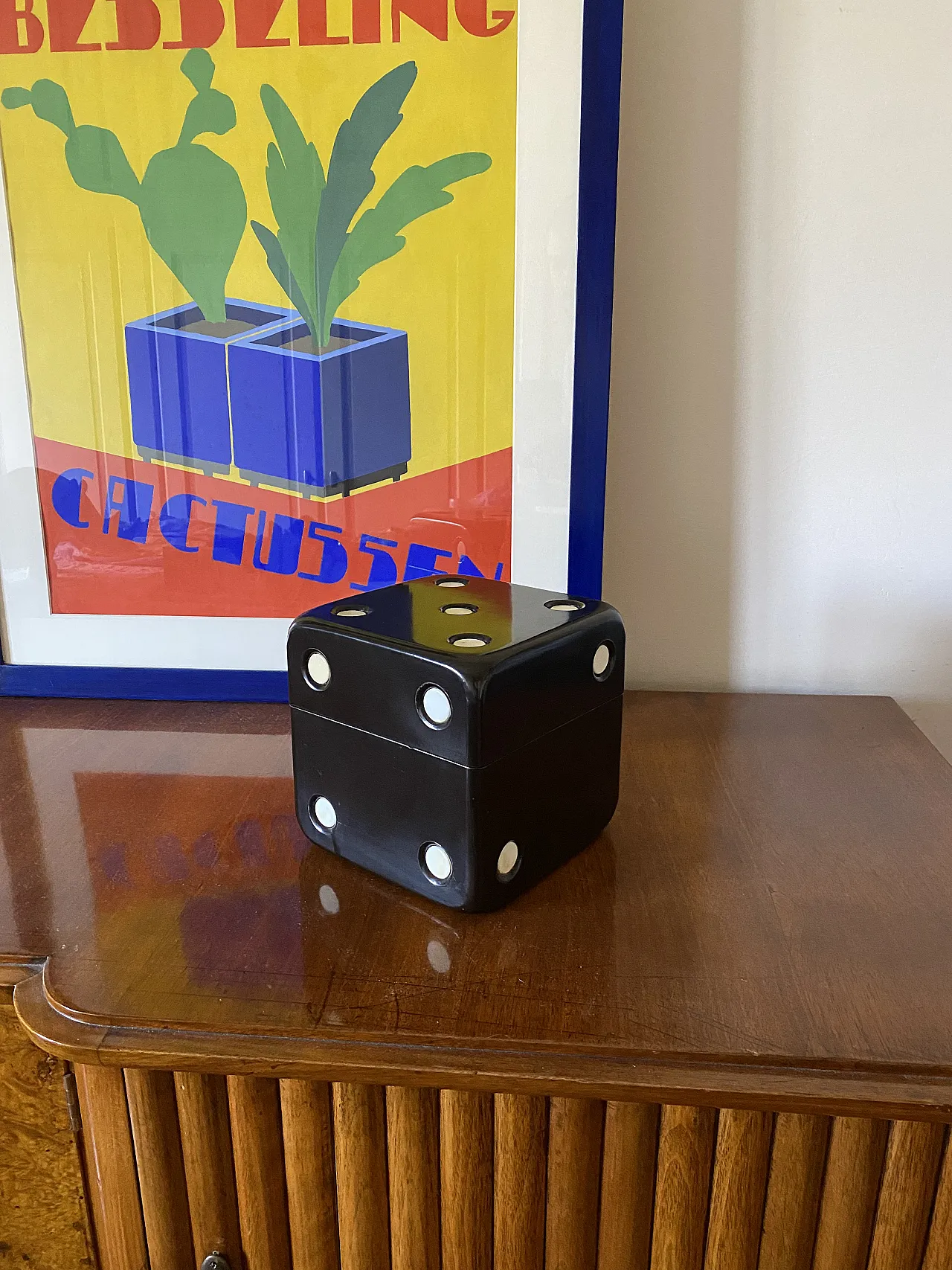 Black bakelite dice shaped box, Italy 1970 3