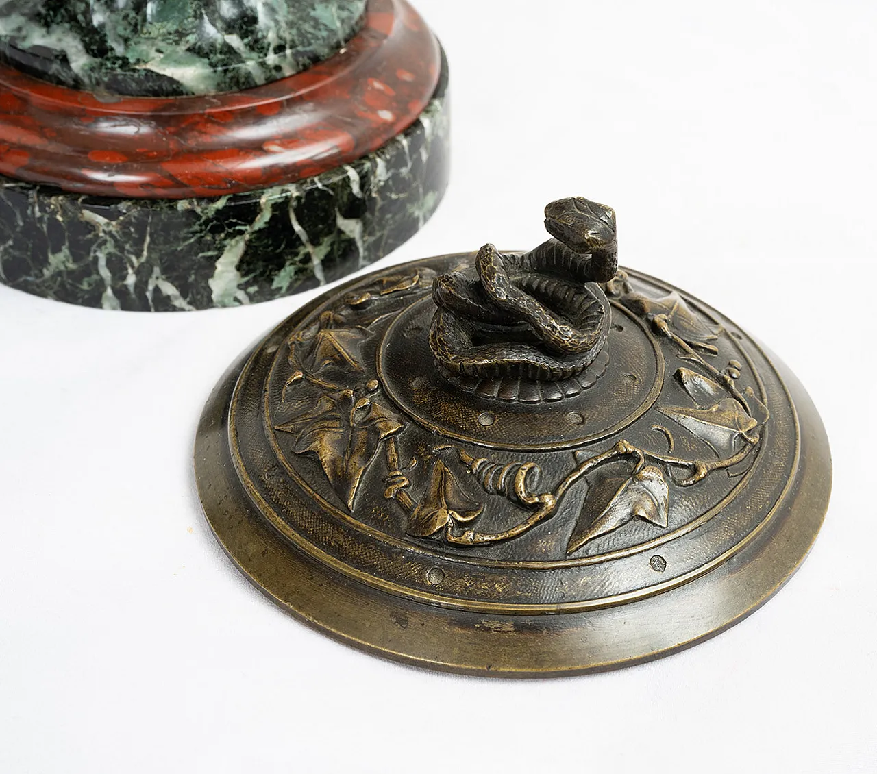 Napoleon III cassolette in bronze and red and green marble, 19th c. 5