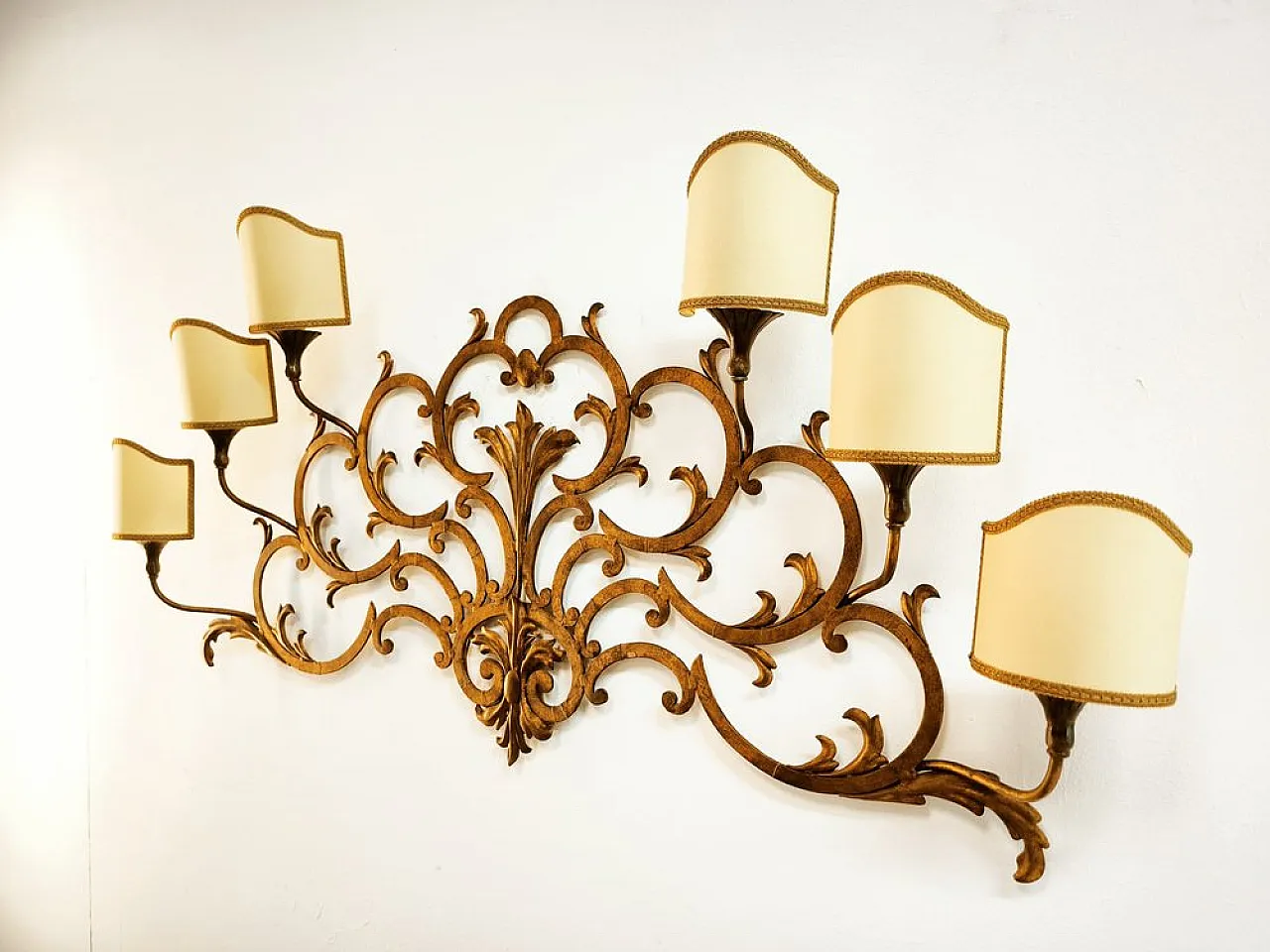 Wrought iron wall sconce with scrolls by Palladio, 1960s 4