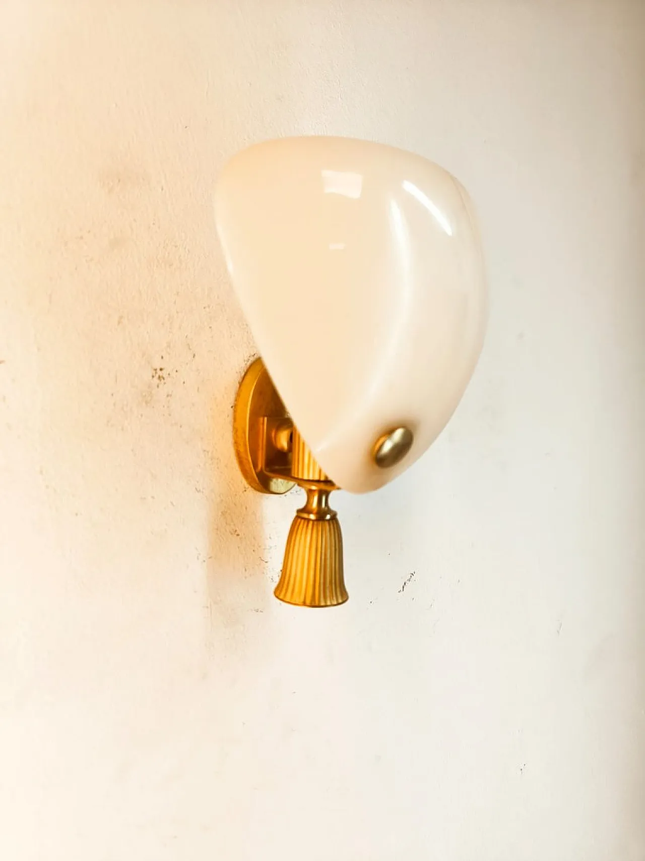 Brass wall lamp, 1940s 9