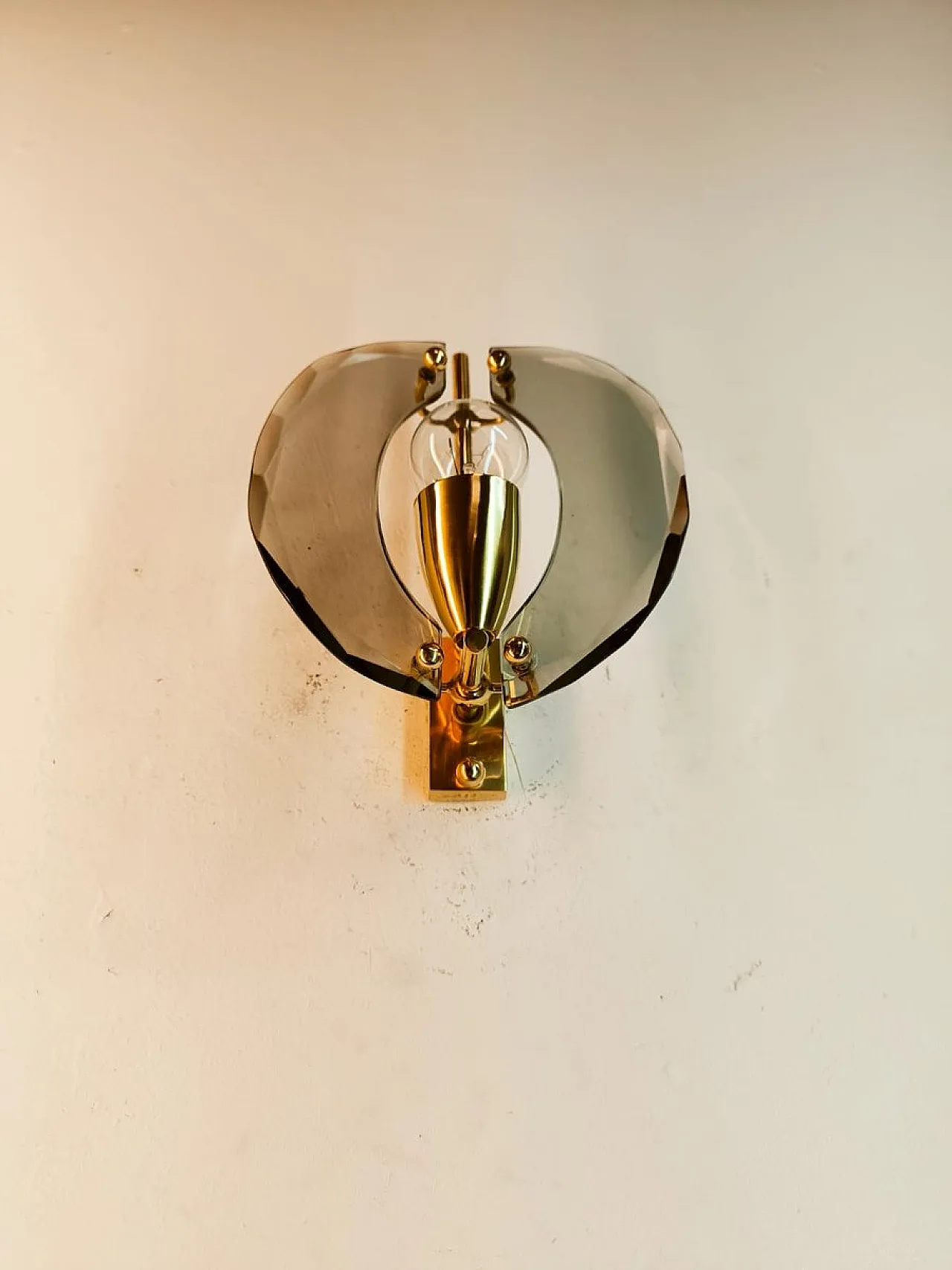 Brass wall light with double glass, 1950s 12