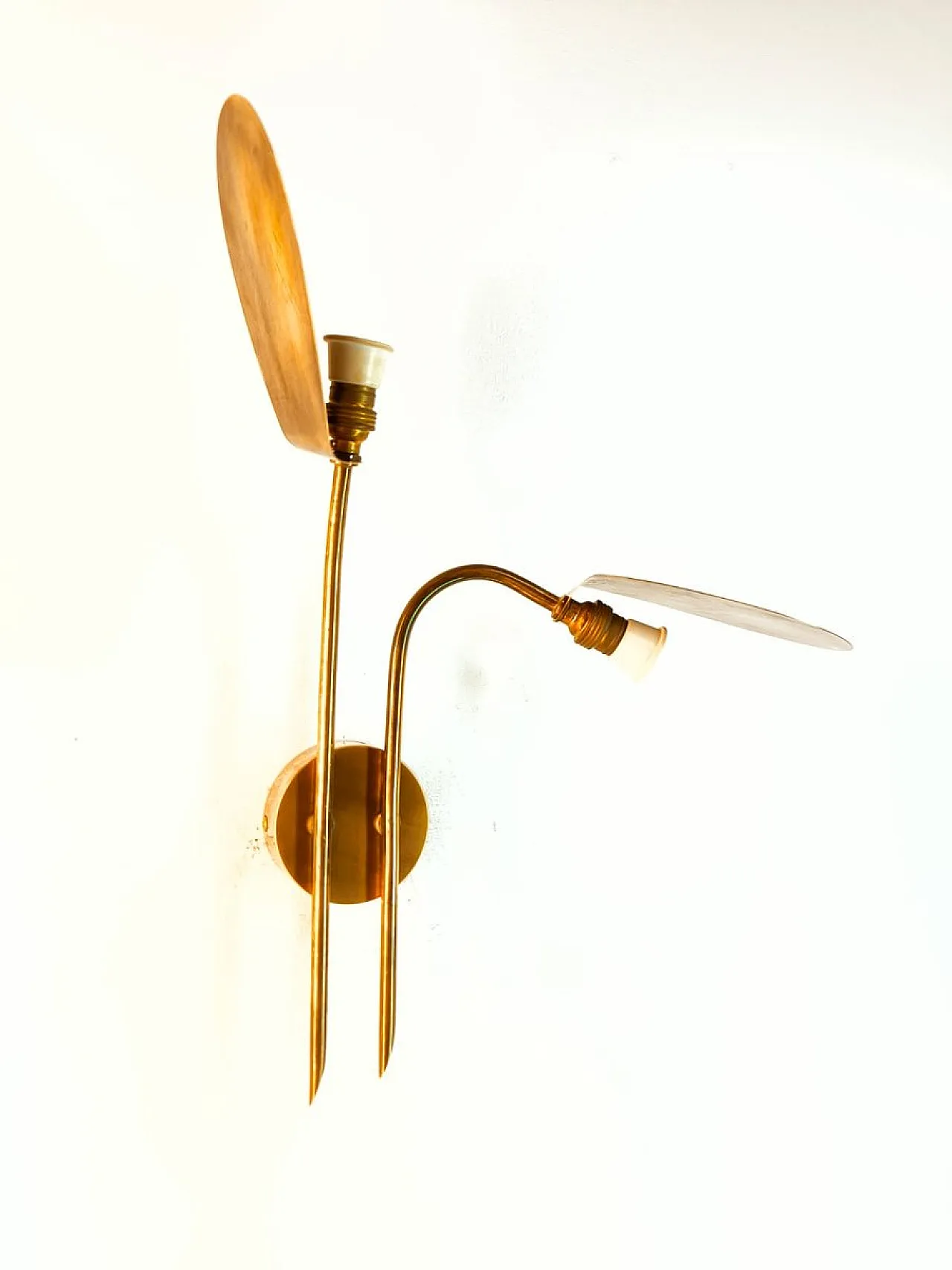 Brass wall light with adjustable fins, 1960s 4