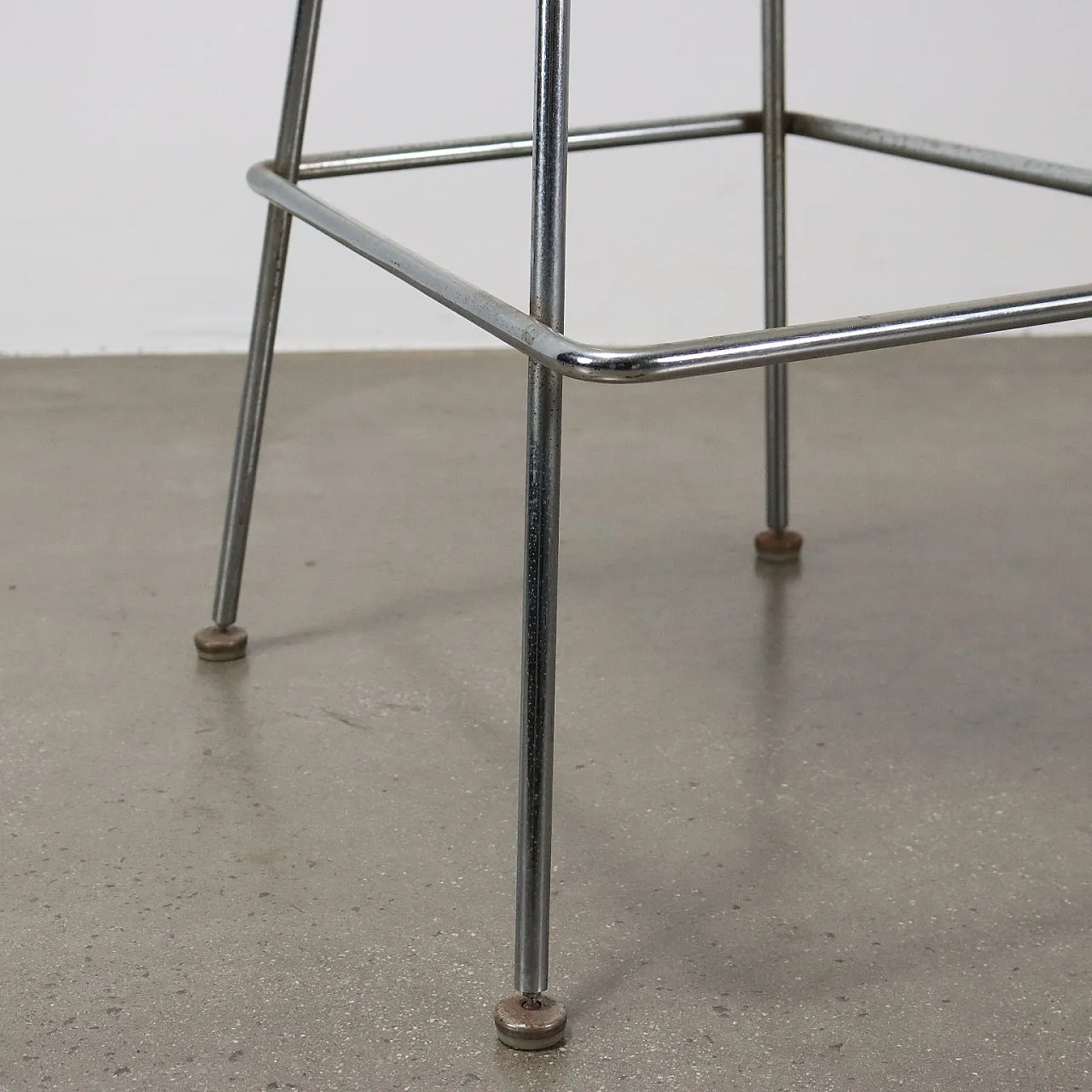 Stool in metal and leatherette, 1970s 6