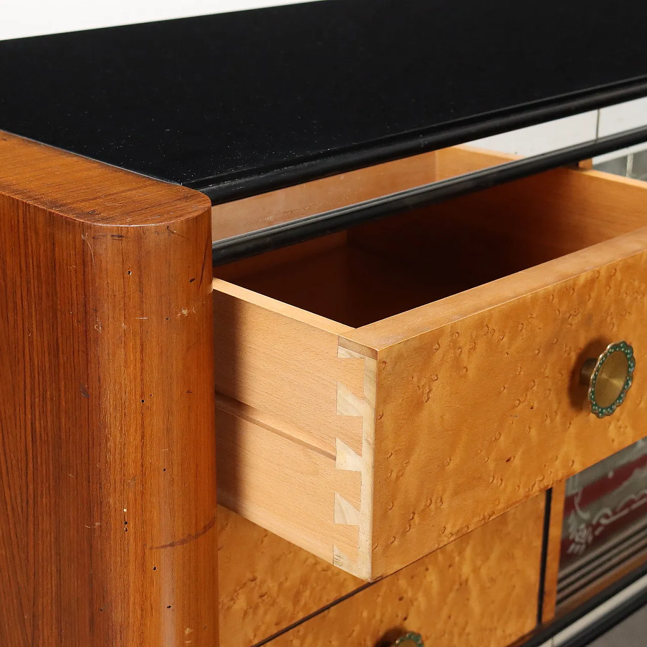 Bar Cabinet sideboard Palazzi dell'Arte Cantù in walnut & brass, 1940s 3