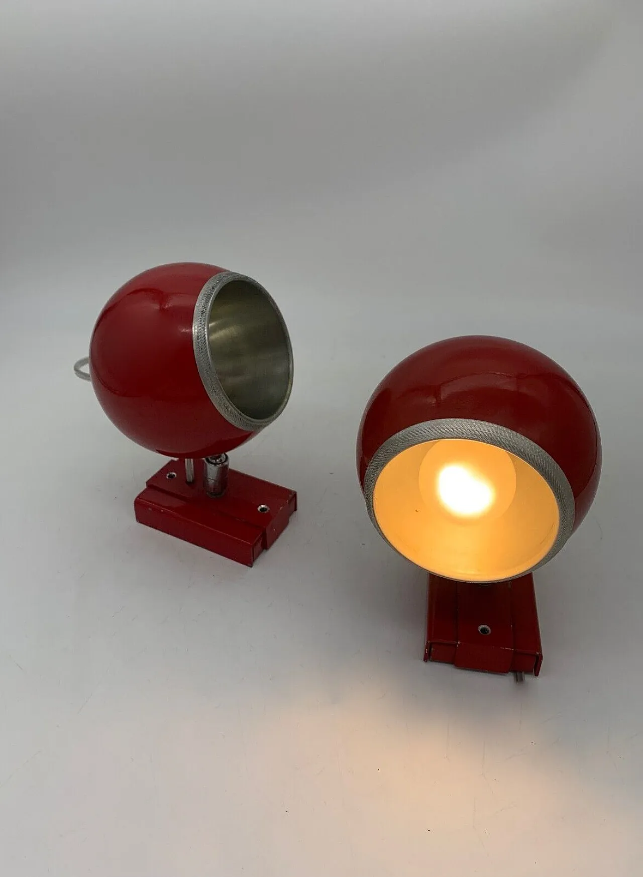 Pair of wall lamps attributed to Reggiani, 1970s 4