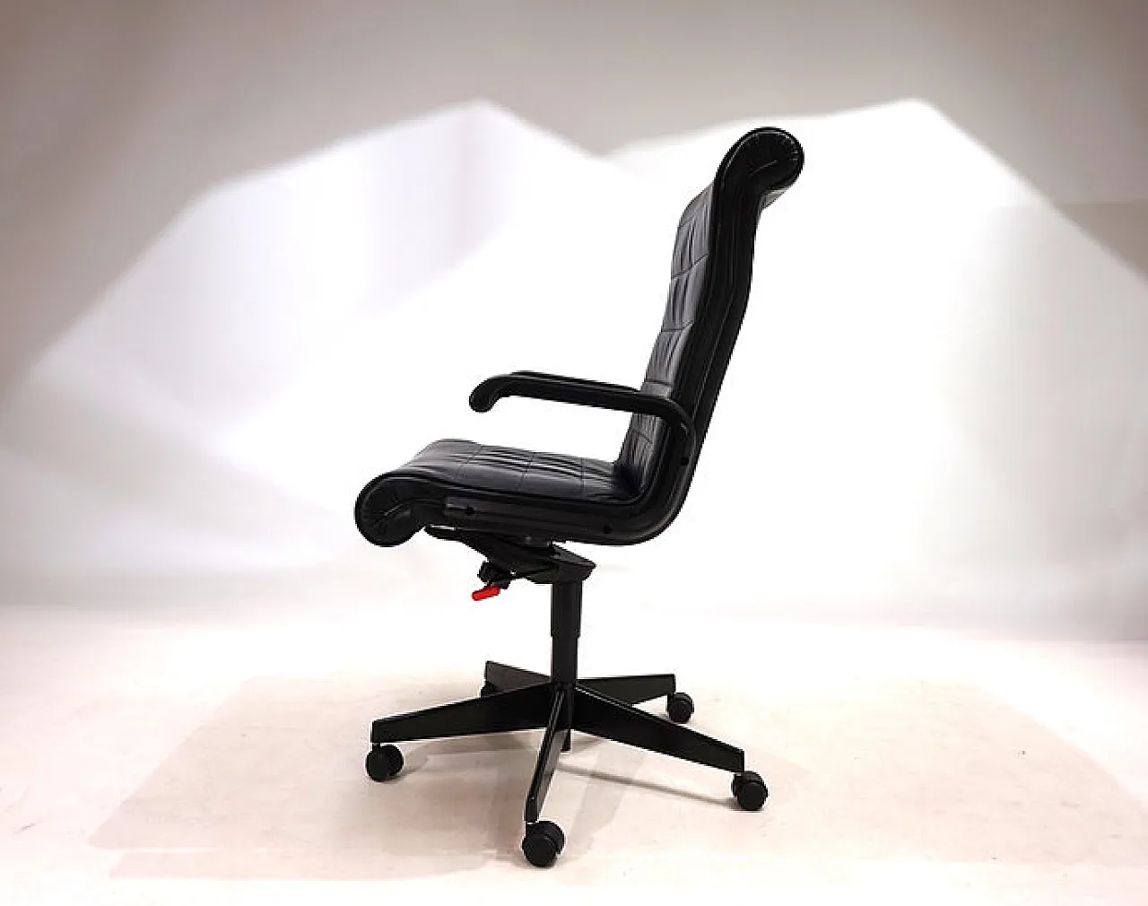 Knoll International office chair by Richard Sapper, 1980s 11