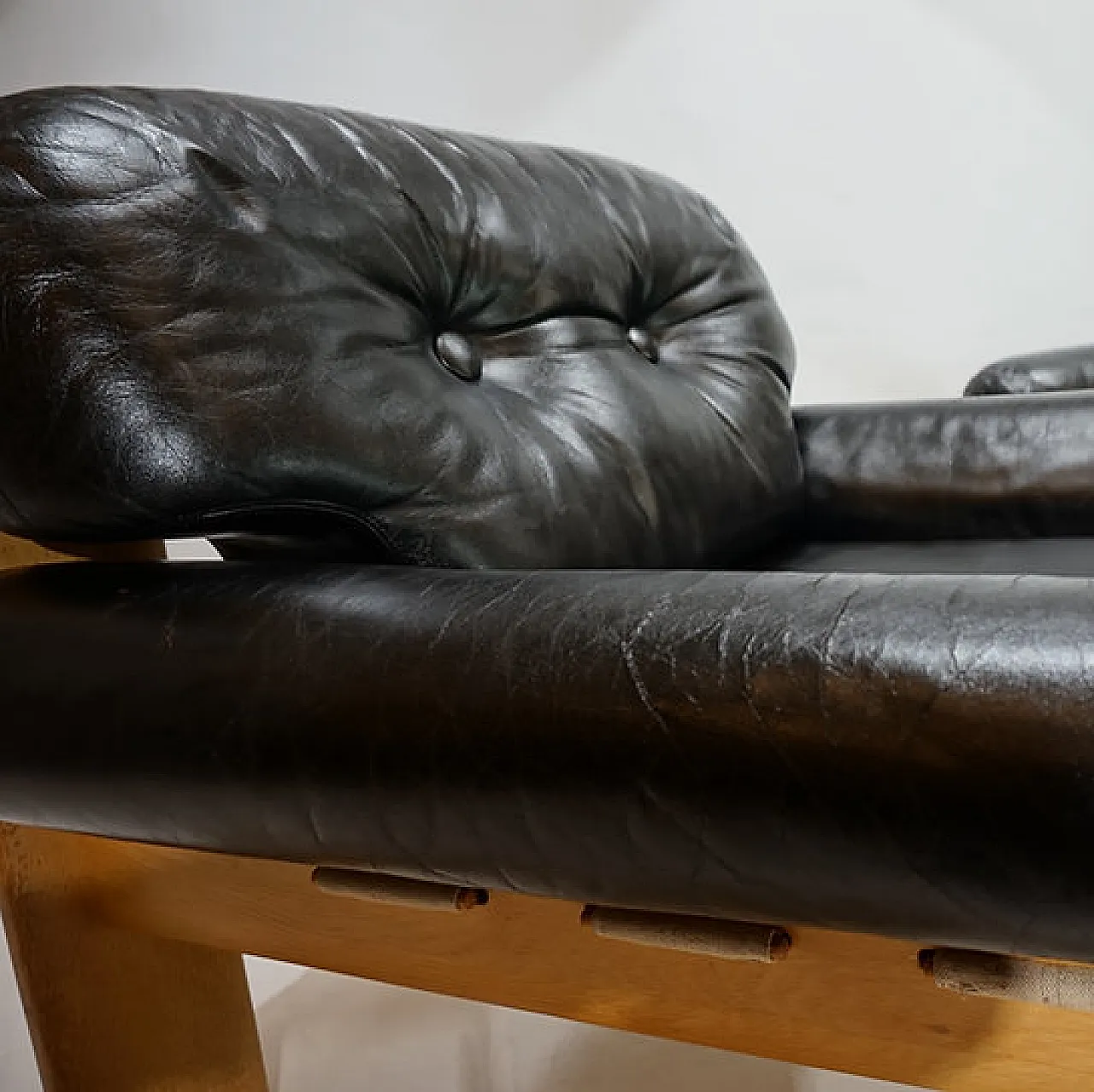 Pair of Asko Oy Africa leather armchairs by Esko Pajamies, 1980s 12