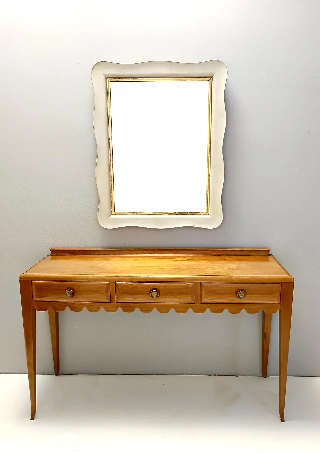 Console table by Paolo Buffa in cherrywood with glass top, 50s 3