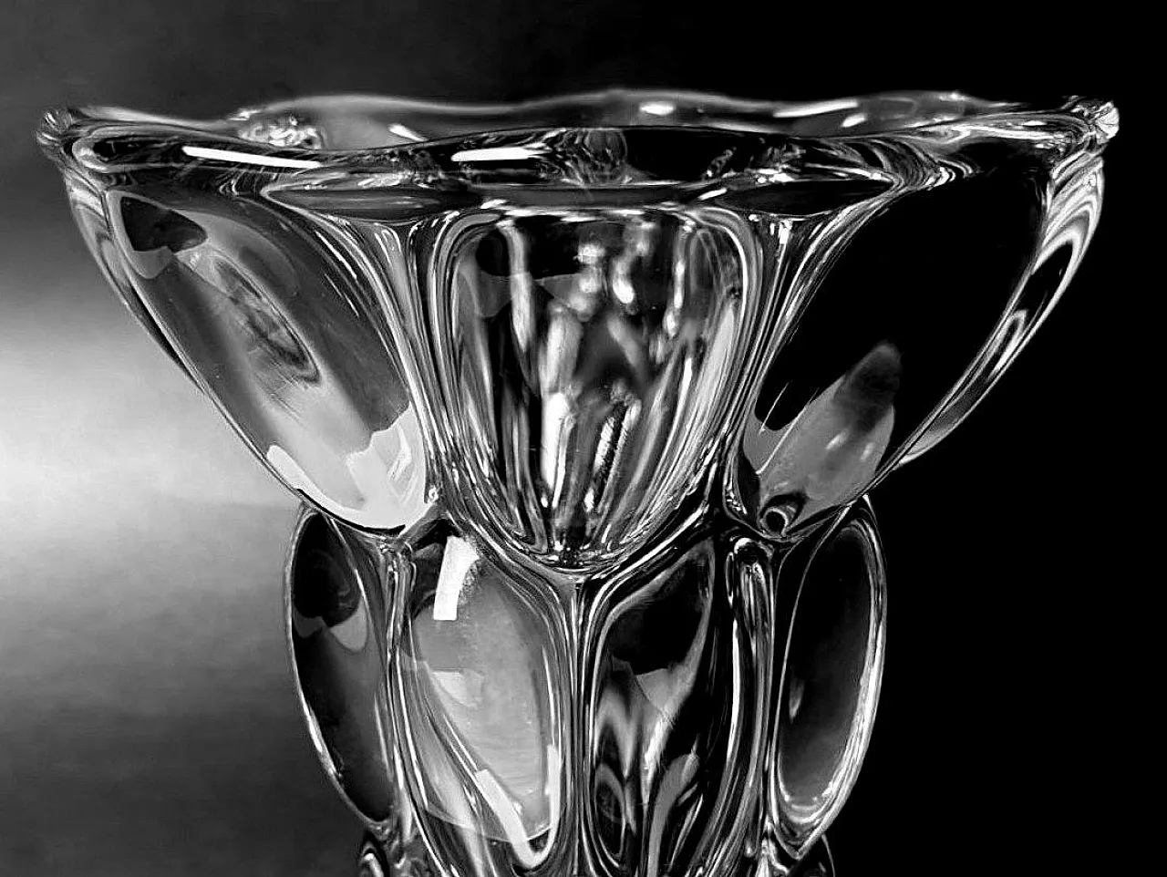 Handmade lead crystal vase, 1960s 15