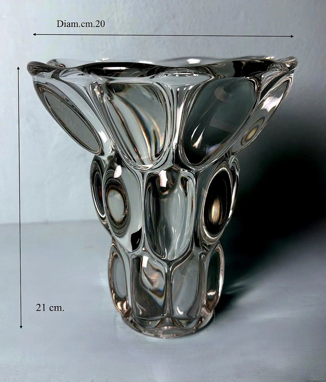 Handmade lead crystal vase, 1960s 18