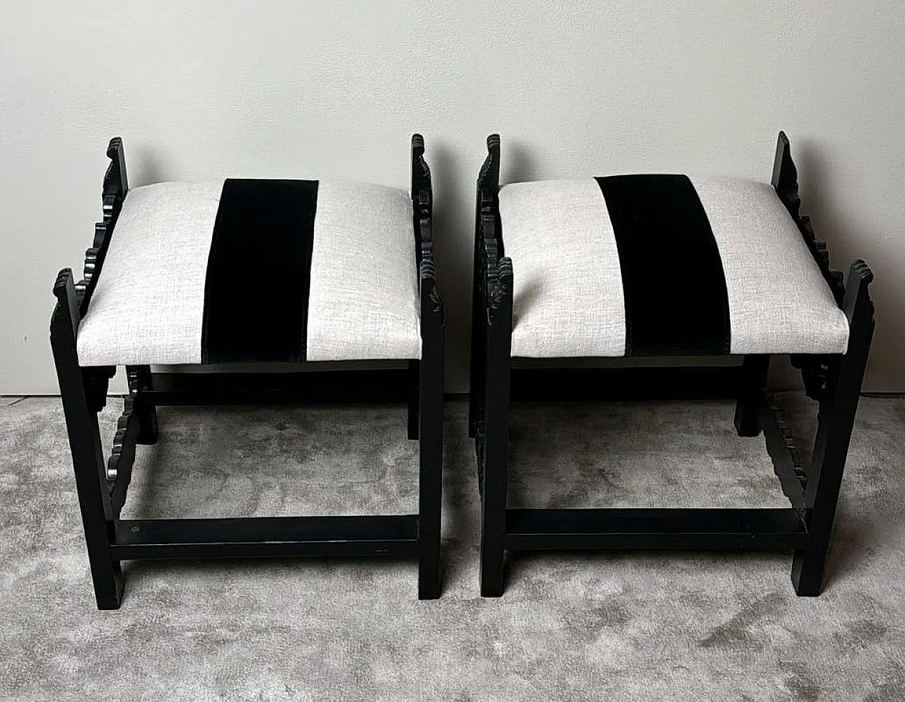 Pair of revival stools with linen and velvet seats, early 20th century 5