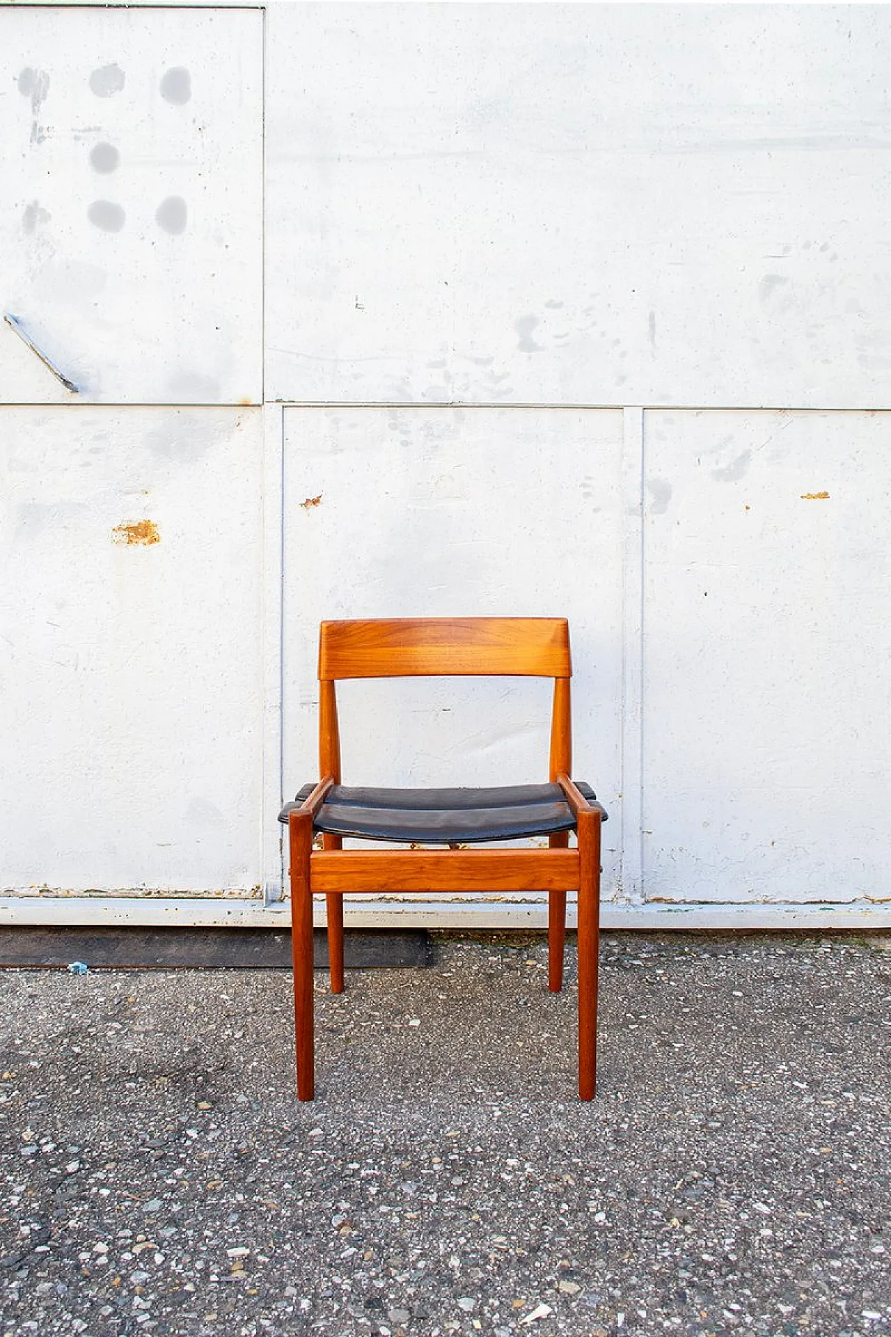 6 Teak and leather chairs by P. Jeppesen for Grete Jalk, 1950s 4