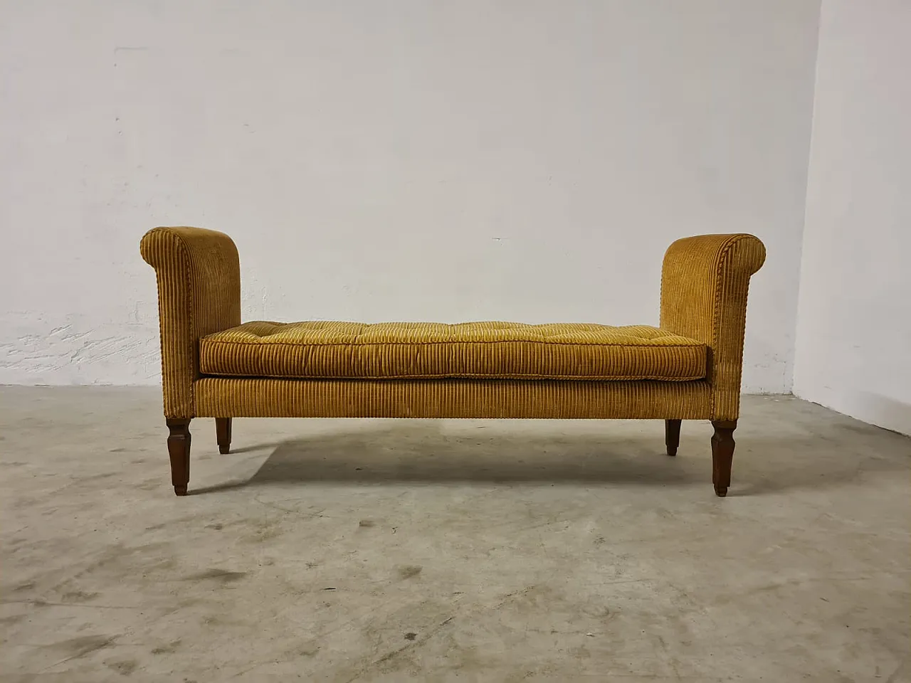 Bench upholstered in Rubelli velvet, end of the 19th century 13