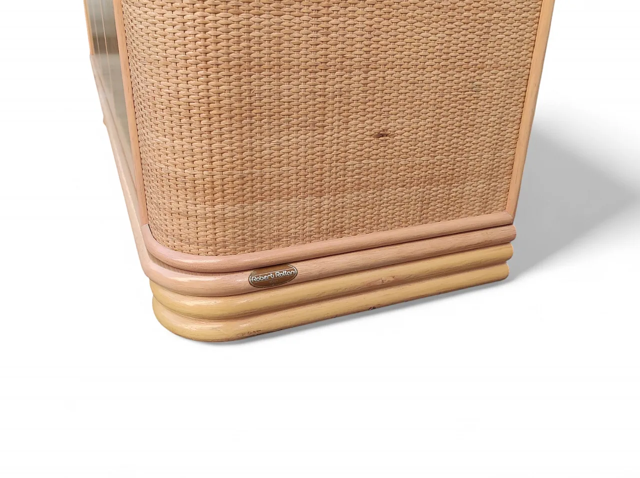 Wood cabinet by Roberti Rattan, 60s 4