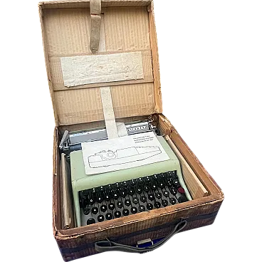 Lettera22 with original box by M. Nizzoli for Olivetti, 1950s