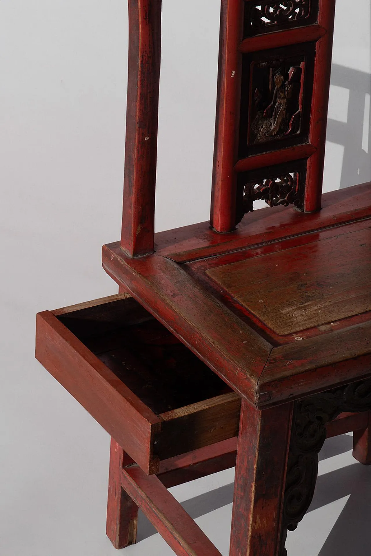 Traditional Qing style chair with hidden drawer, 19th century 5