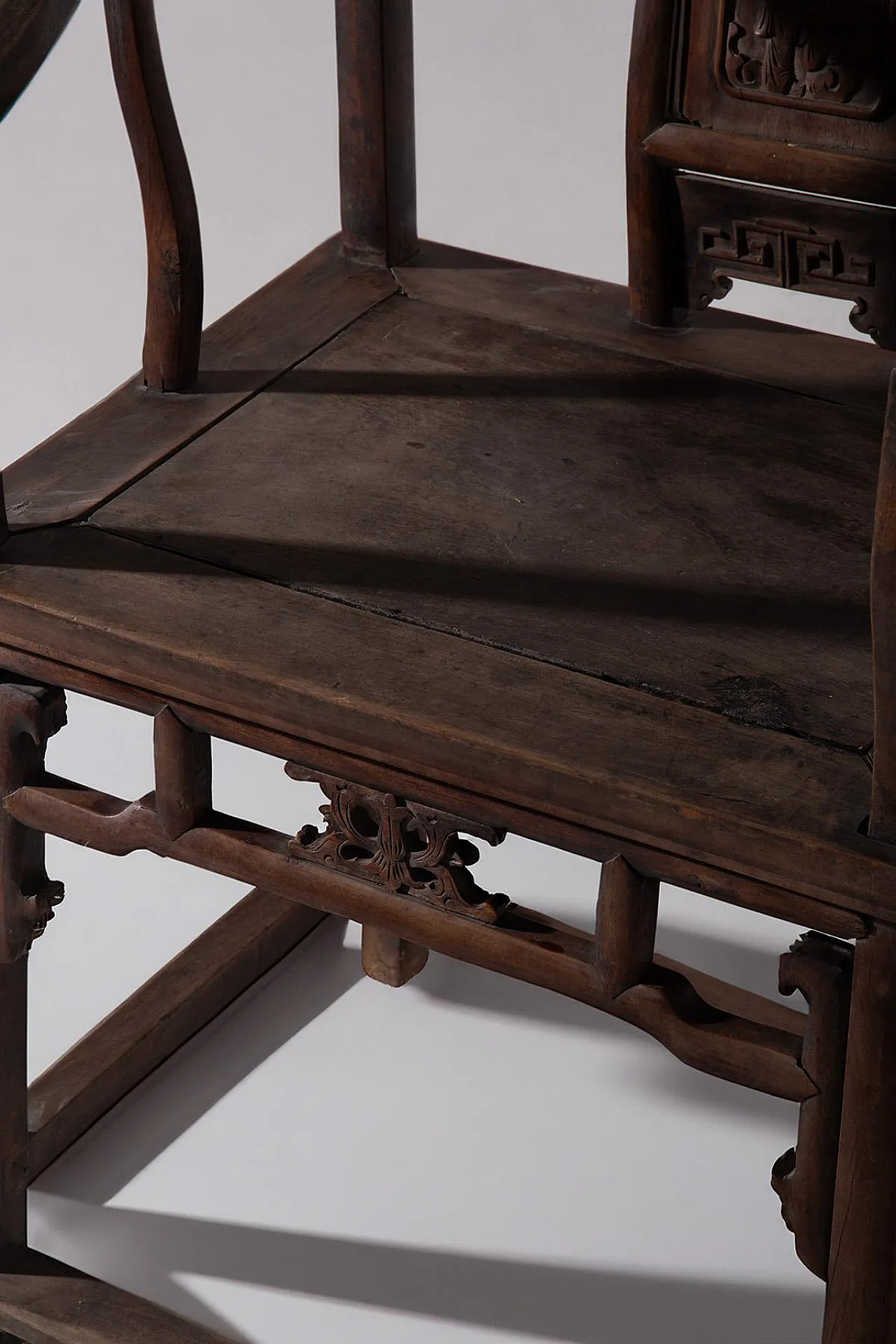 Wooden traditional Ming style official's chair, 17th century 2