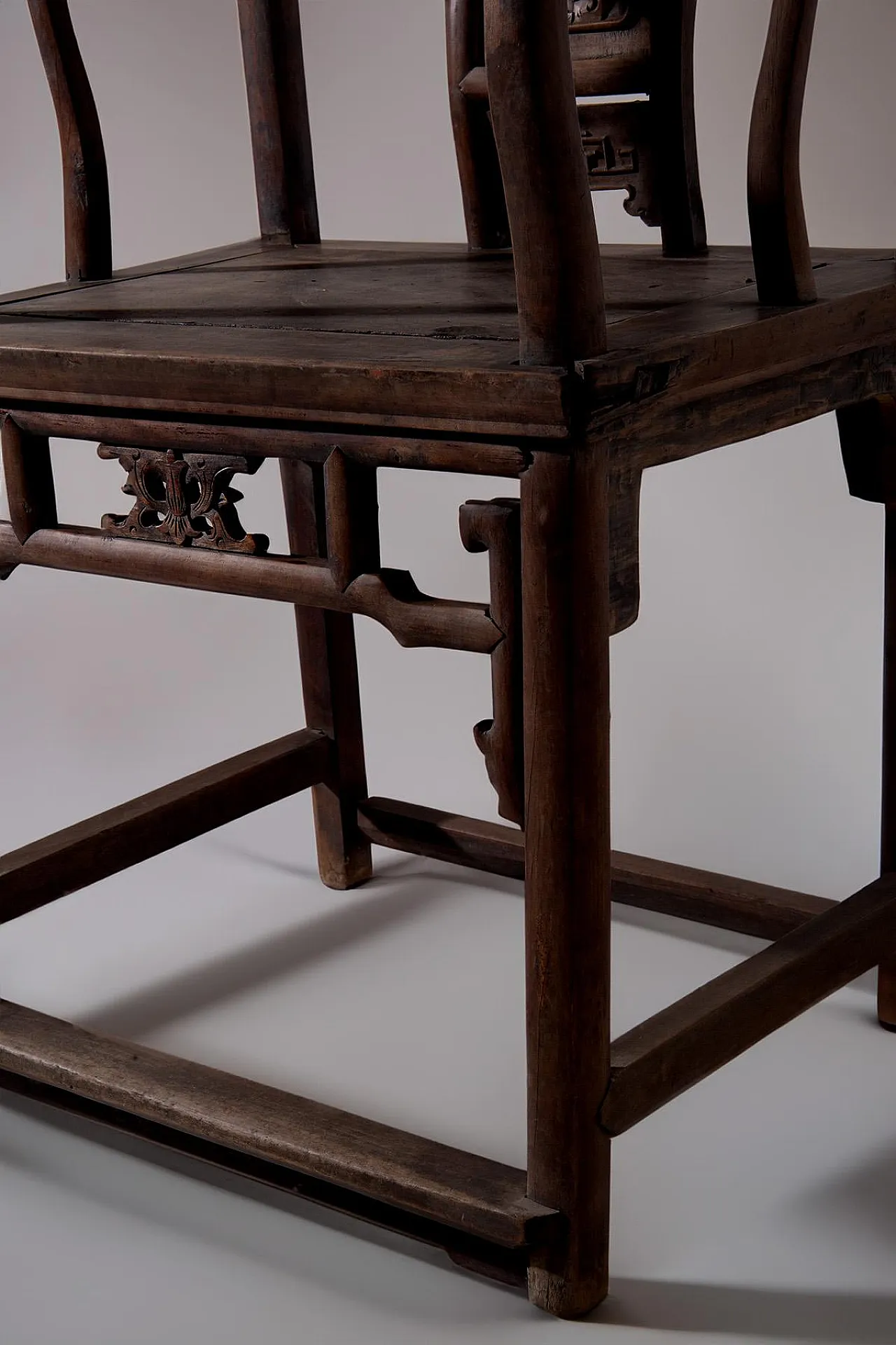 Wooden traditional Ming style official's chair, 17th century 10