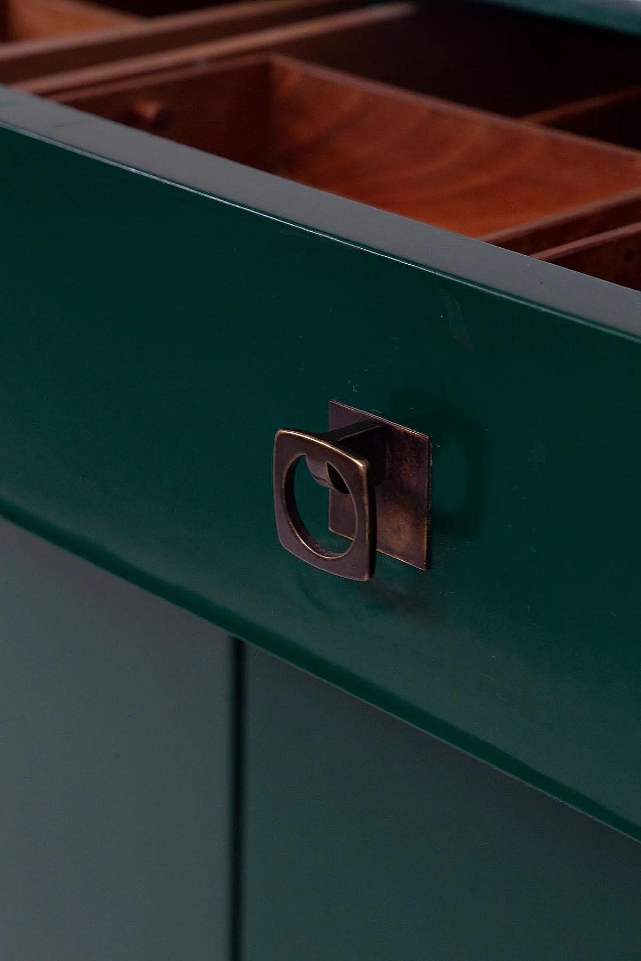 Piccola credenza in legno verde e ottone di Pierluigi Colli, anni '50 6