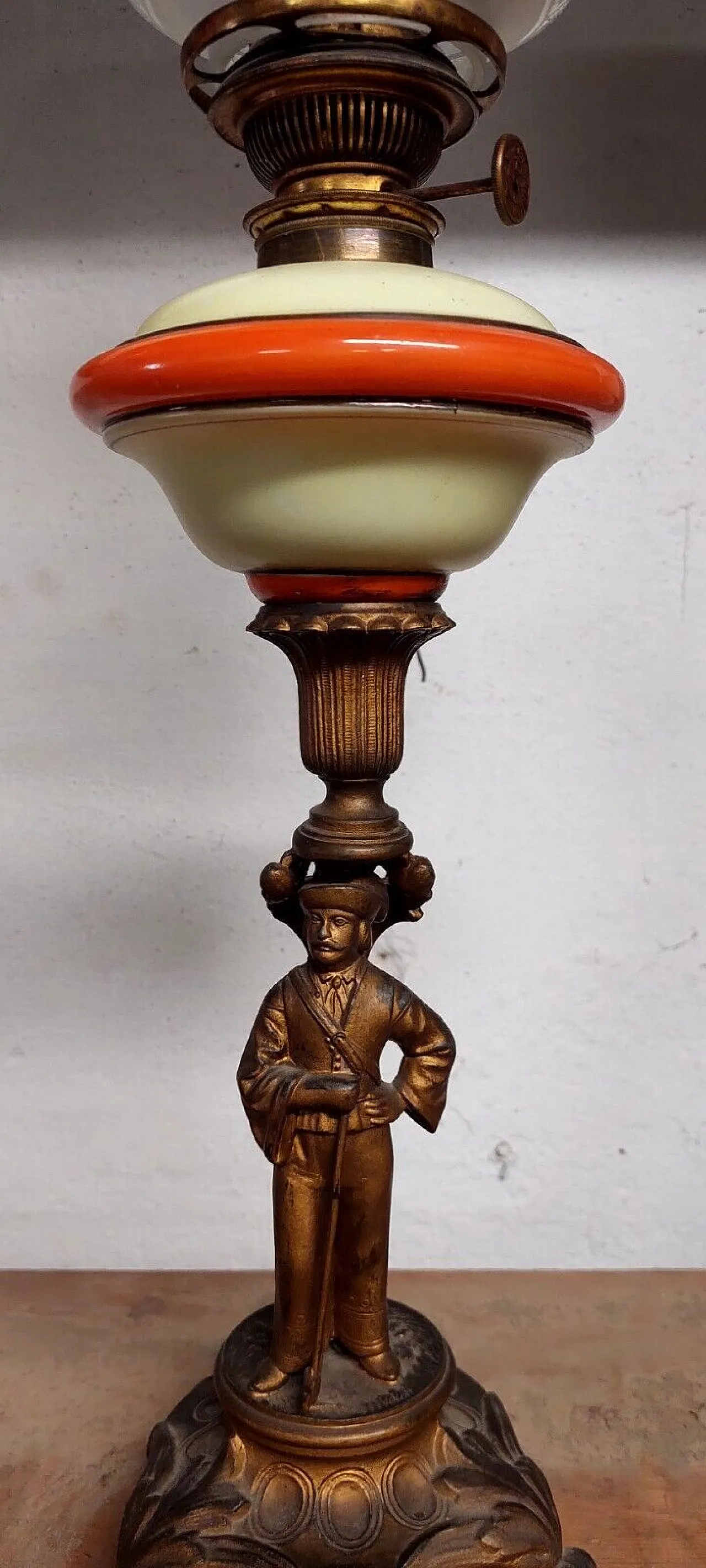 Oil lamp in metal, ceramic and glass, 19th century 7