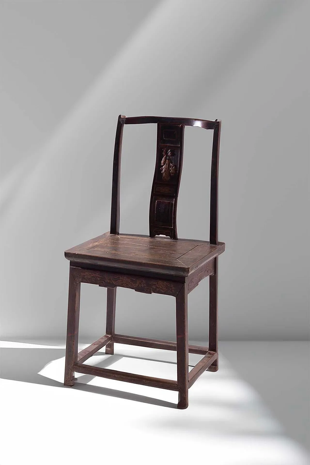 Chinese wooden chair in Ming dynasty style, 20th century 2