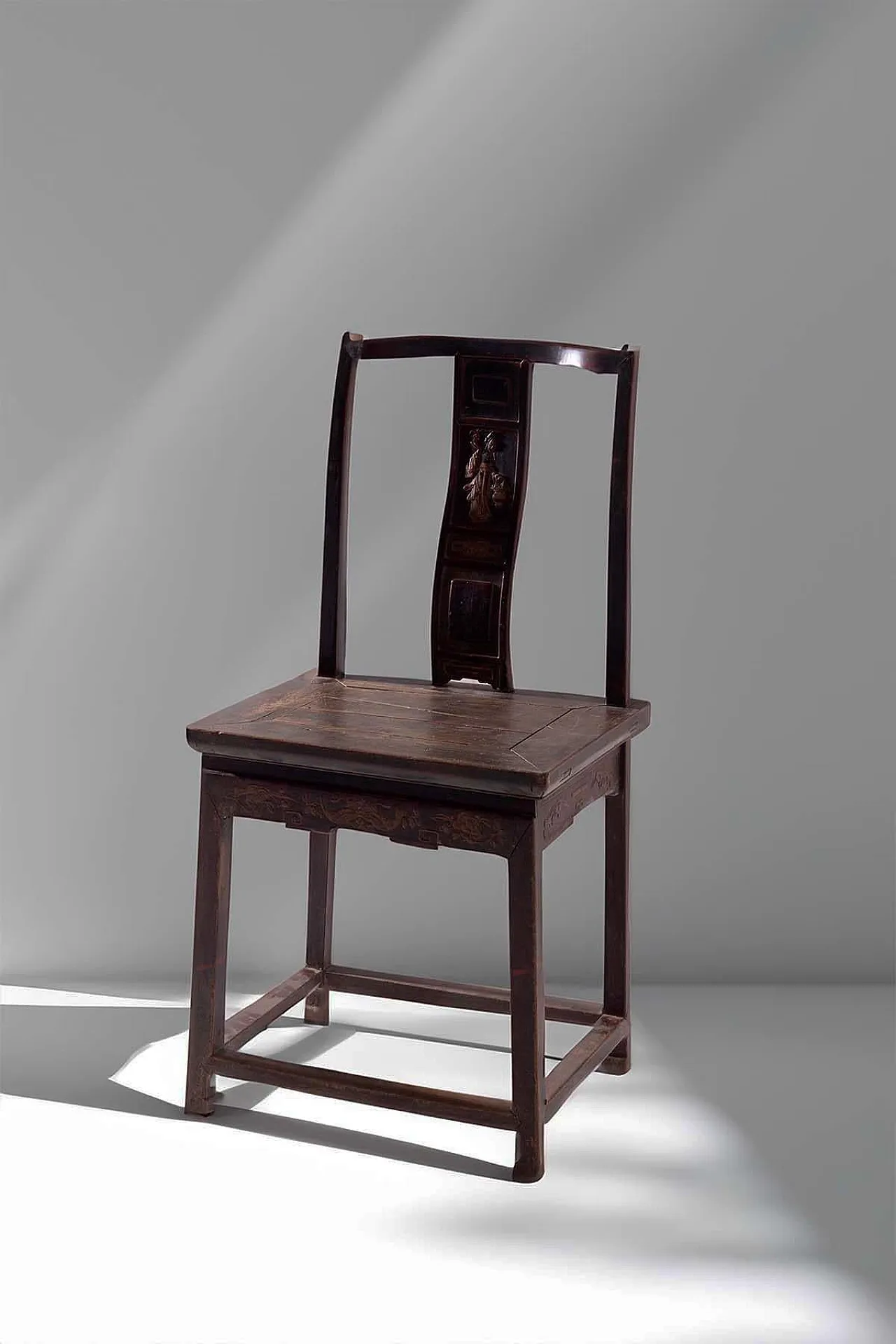 Chinese wooden chair in Ming dynasty style, 20th century 3